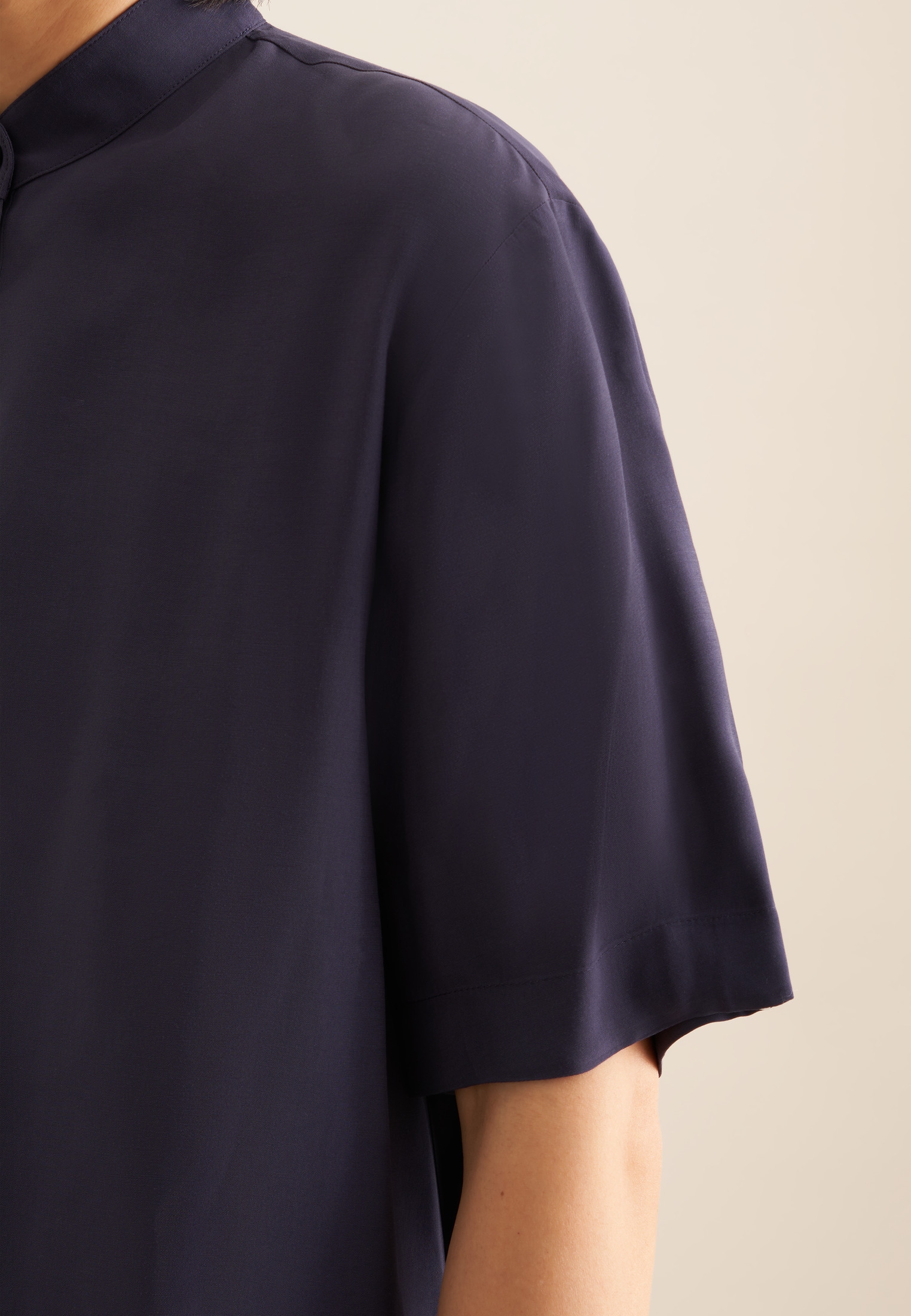 seidensticker Shirtbluse »Schwarze Rose«, Kurzarm Rundhals Uni