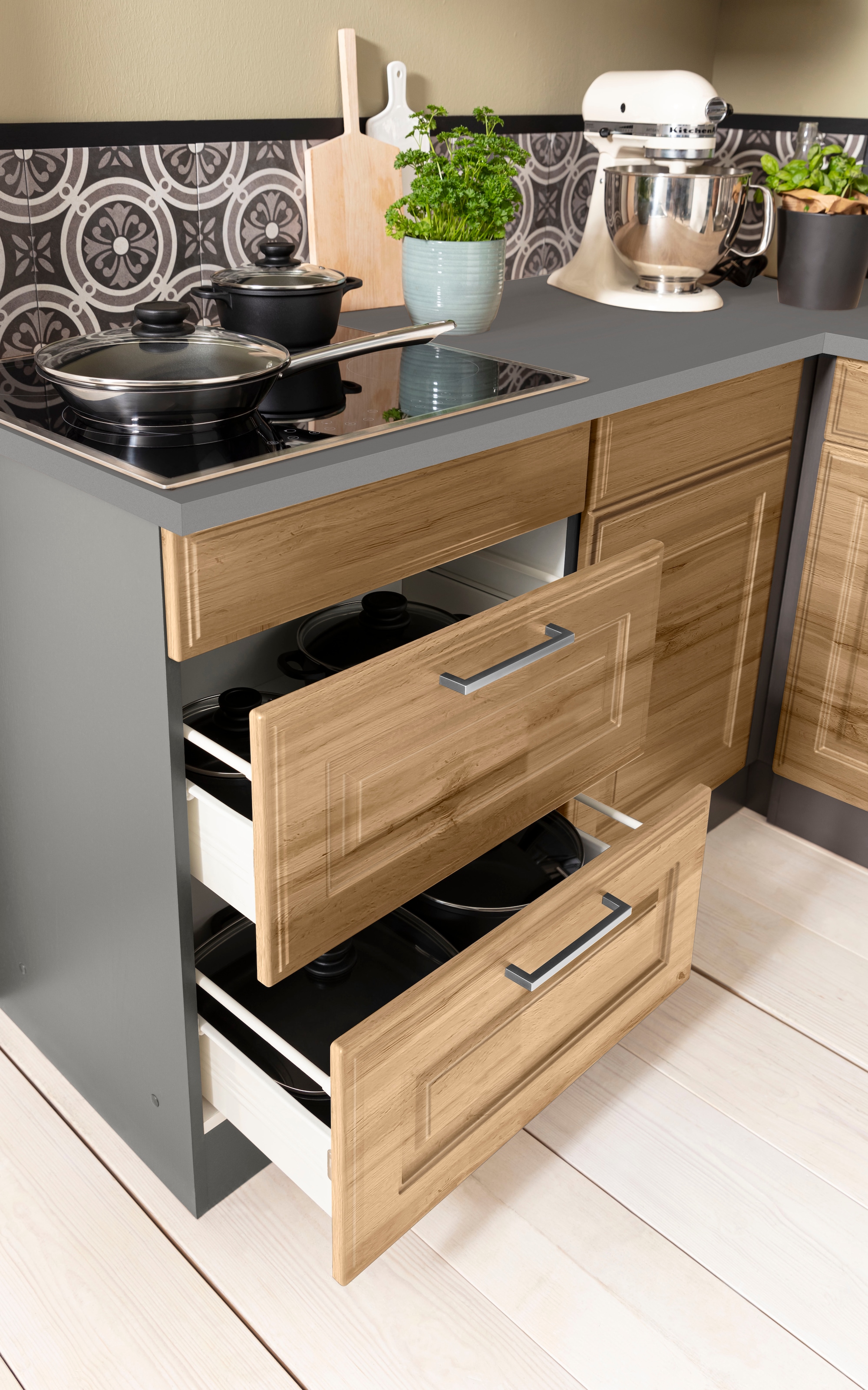 KOCHSTATION Winkelküche »KS-Stockholm« Stellbreite 230/170 cm, mit hochwertigen MDF Fronten im Landhaus-Stil