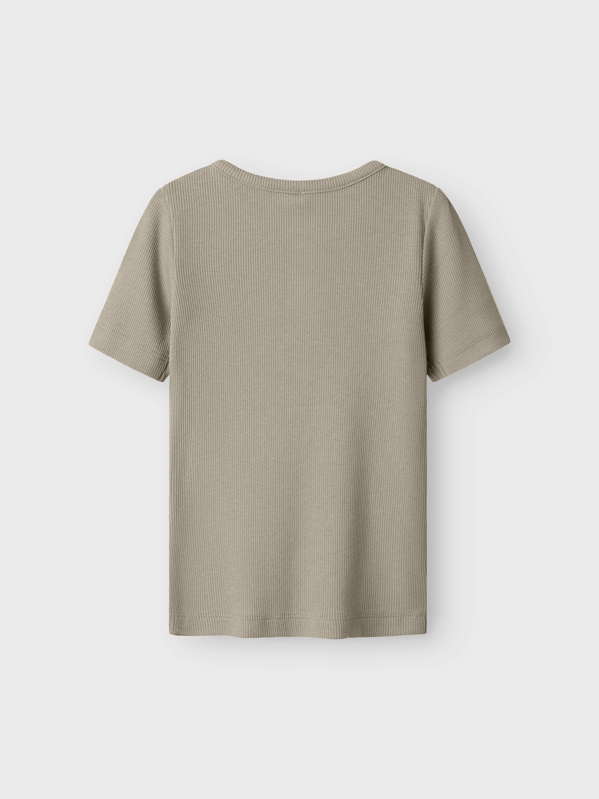 Name It Kurzarmshirt »NMMKAB TOP NOOS«, im elastischem Feinripp und mit kurzer Knopfleiste am Ausschnitt