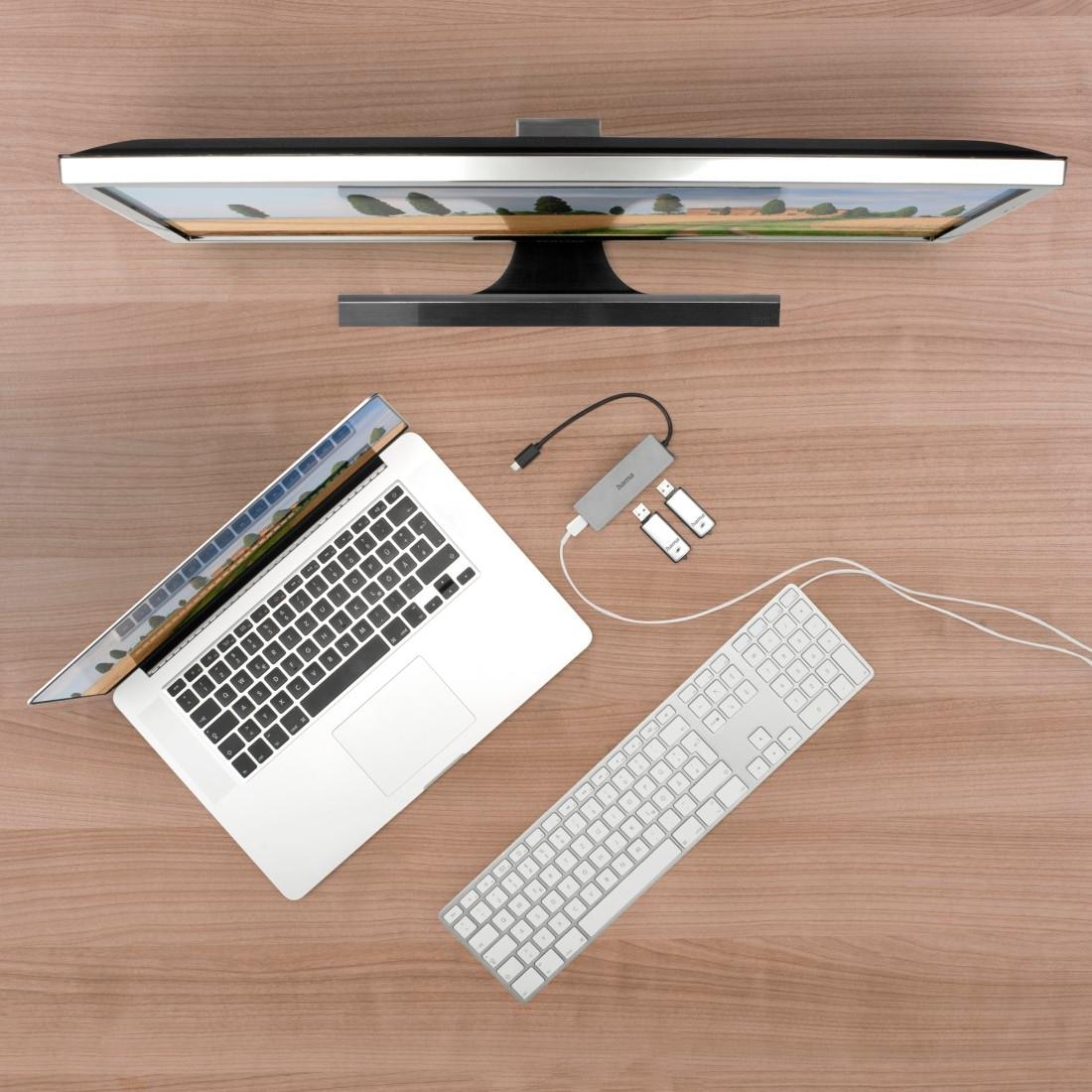 Hama USB-Adapter »USB-C Multiport Hub für Laptop mit 4 Ports, USB-A, USB-C, silberfarben«, USB-C zu USB Typ A-USB-C, 15 cm, Laptop Dockingstation, USB Adapter, robustes Aluminiumgehäuse, kompakt