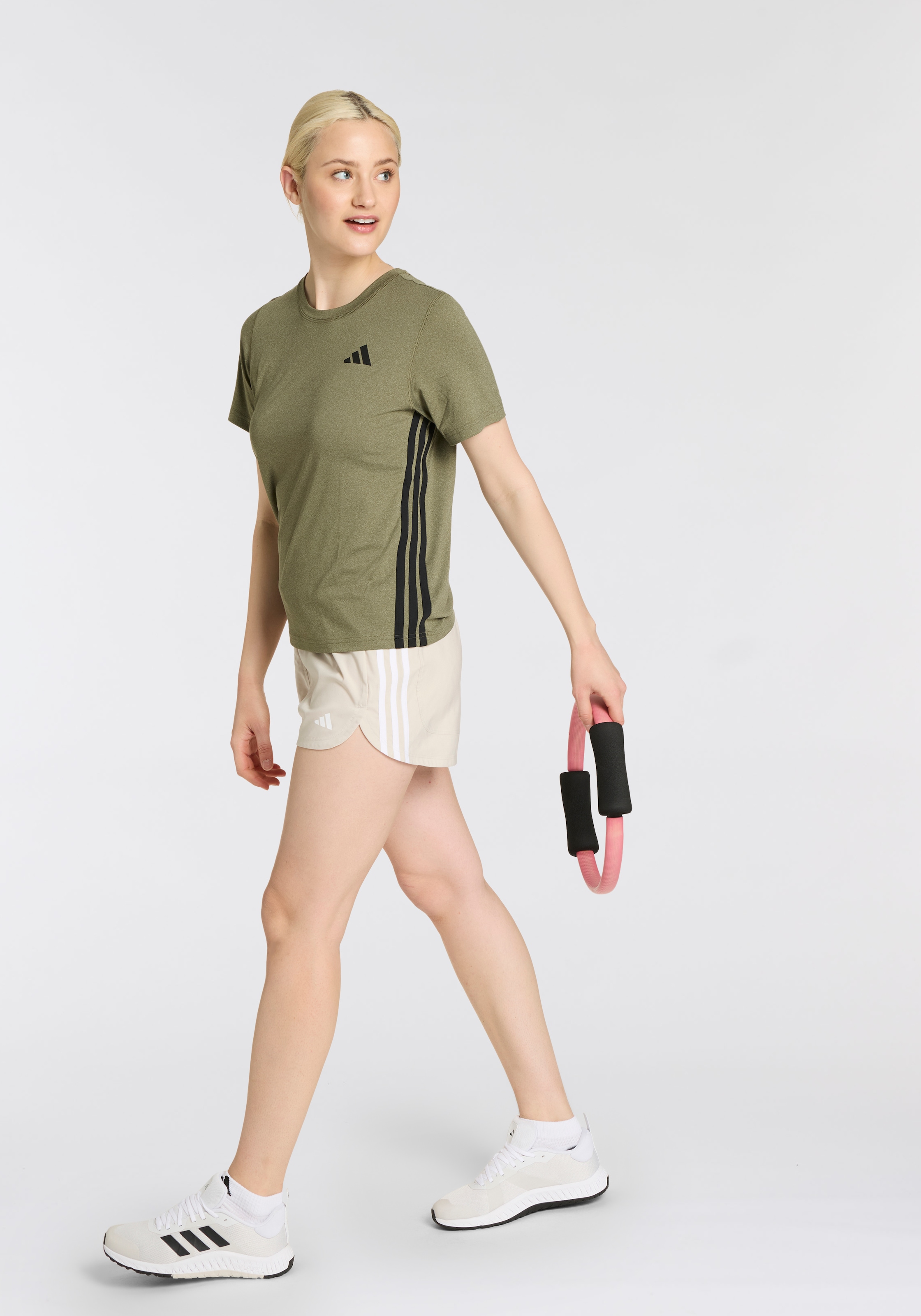 adidas Performance Shorts »PACER WVN HIGH«, (1 tlg.), Woven Trainingsshorts mit hohem Bund