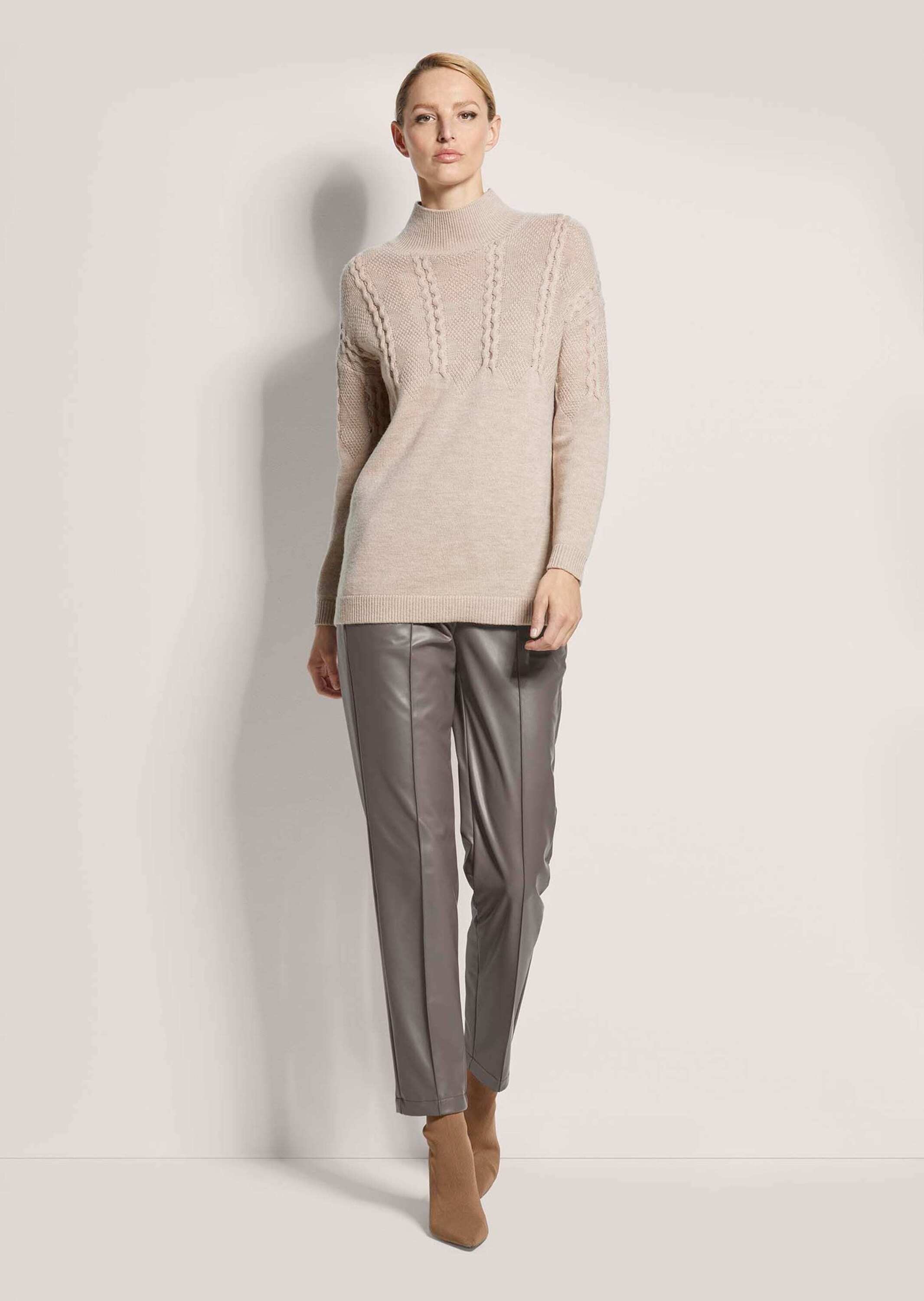 MADELEINE Longpullover »Strickpullover Stilvoller Wollpullover mit Stehkragen«