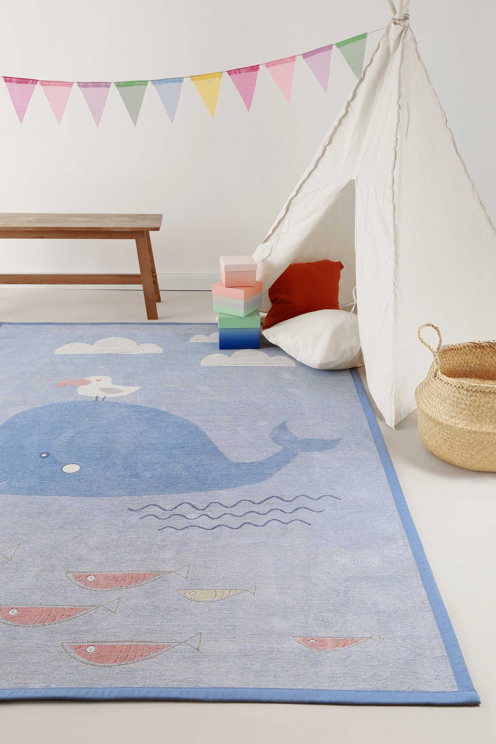 Esprit Kinderteppich »Whale Buddy ESP-005«, rechteckig, 10 mm Höhe, Wendeteppich, Tiermotiv oder Sternenhimmel, Kinderzimmer