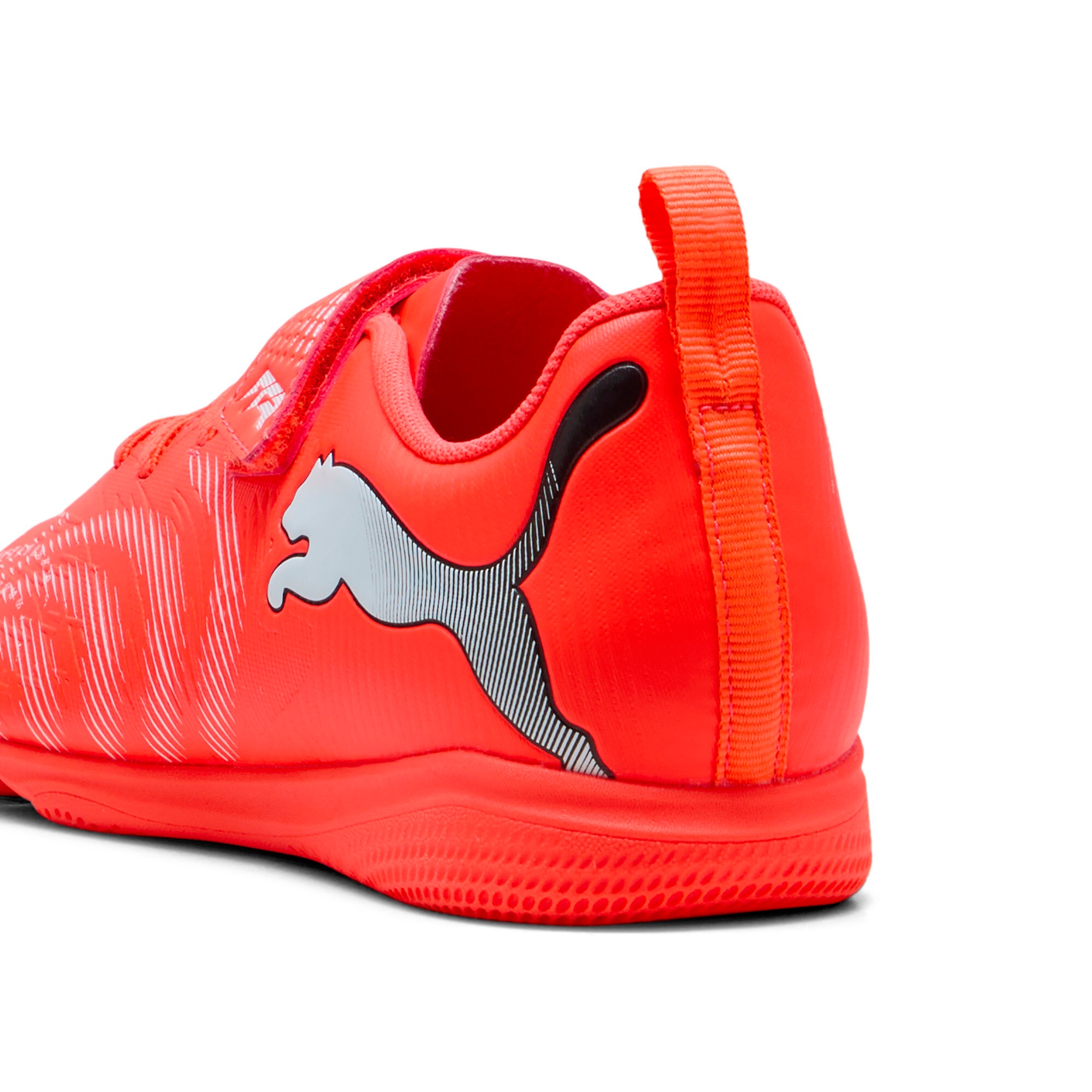 PUMA Fußballschuh »FUTURE 9 PLAY IT V JR«  für Halle und Straße, leichtes Obermaterial aus Synthetik