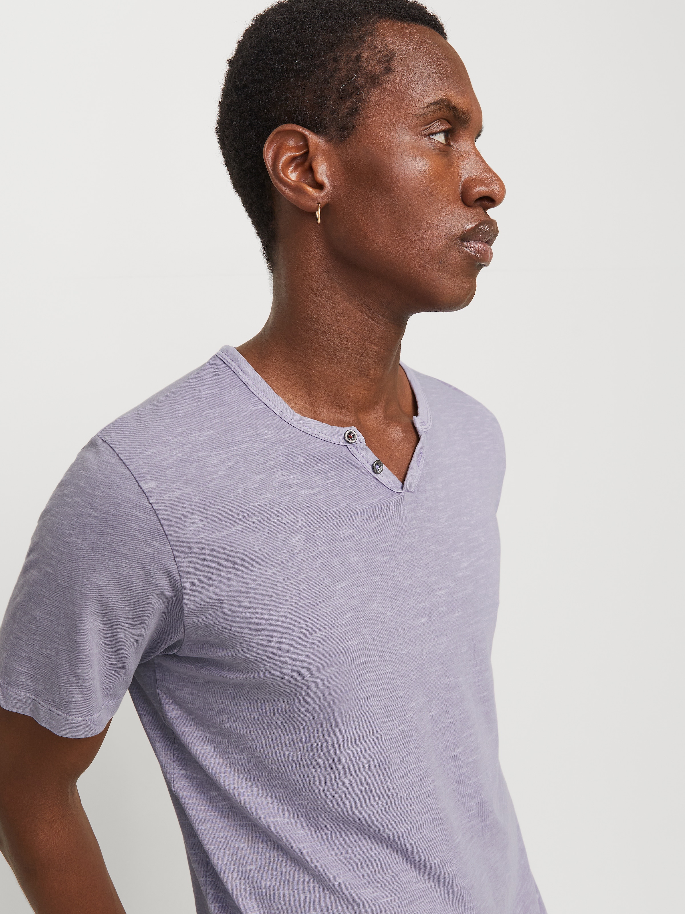 Jack & Jones T-Shirt »JJESPLIT NECK TEE SS NOOS«, mit V-Ausschnitt