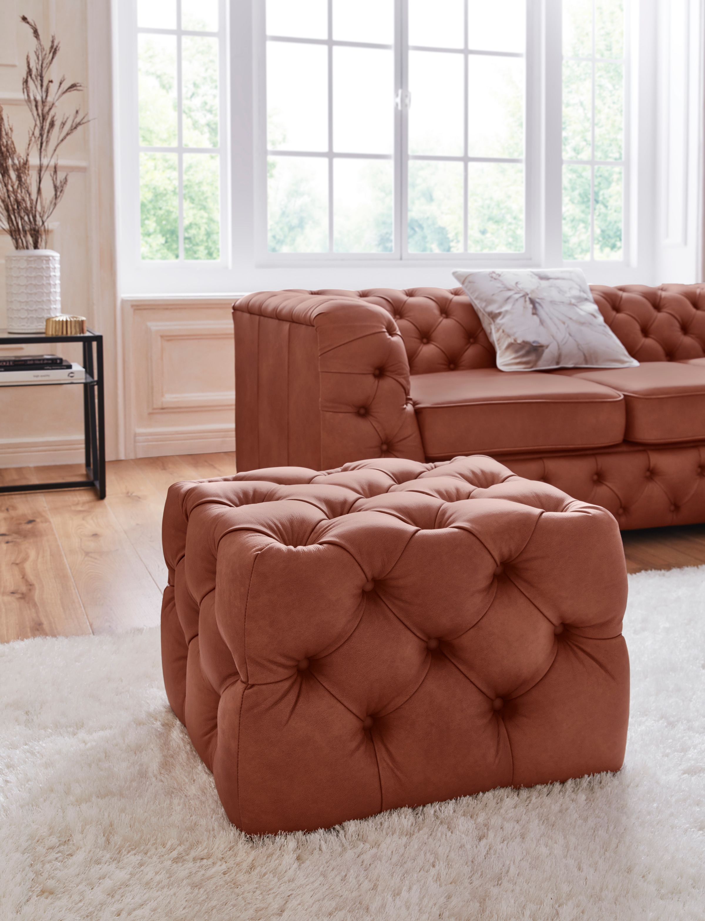 Polsterhocker »Kalina«, mit klassischer Chesterfield-Knopfheftung, passend zur Serie...