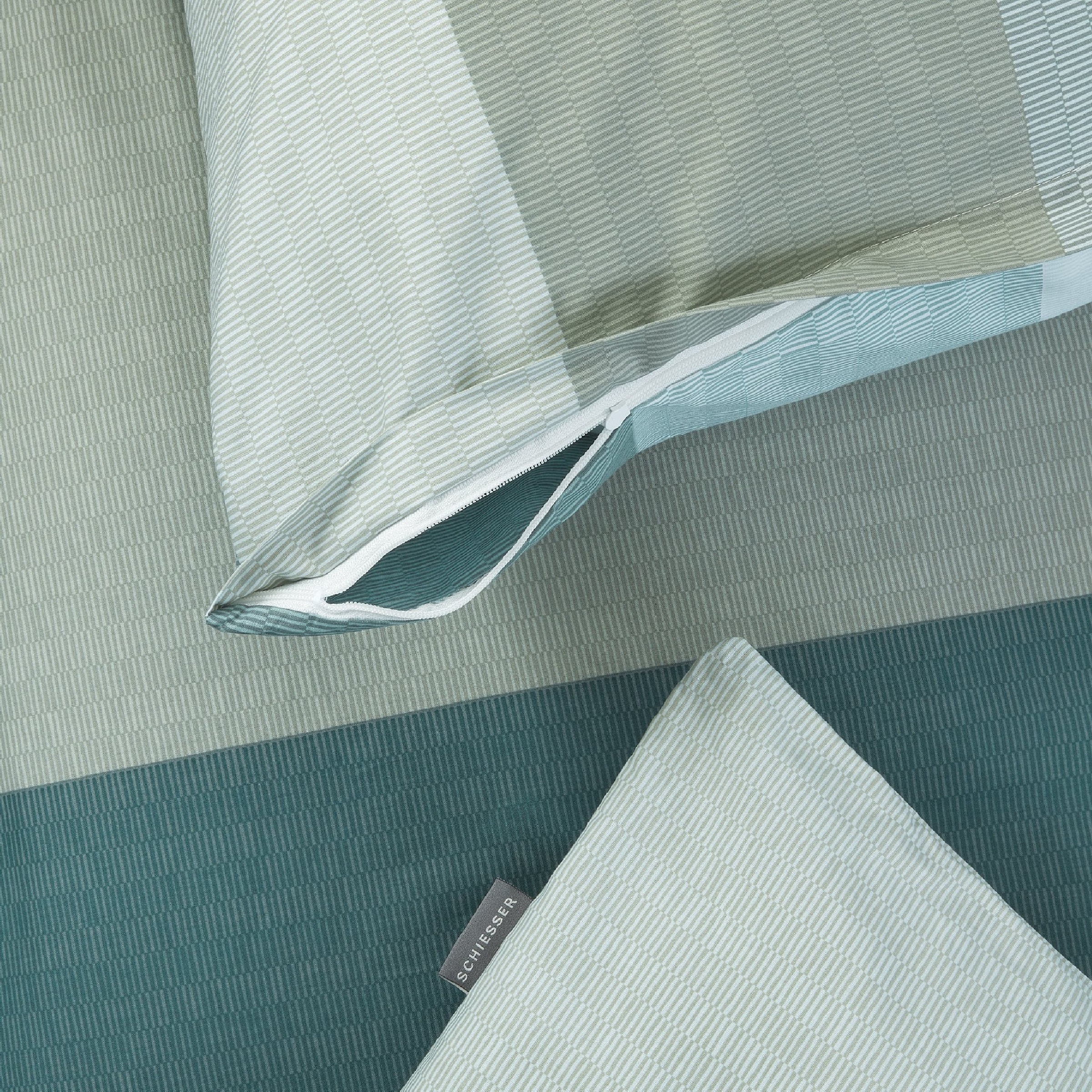 Schiesser Bettwäsche »Endy Stripes aus weicher Baumwolle und Blockstreifen-Optik«, (2 tlg.), MADE IN GREEN by OEKO-TEX®-zertifiziert