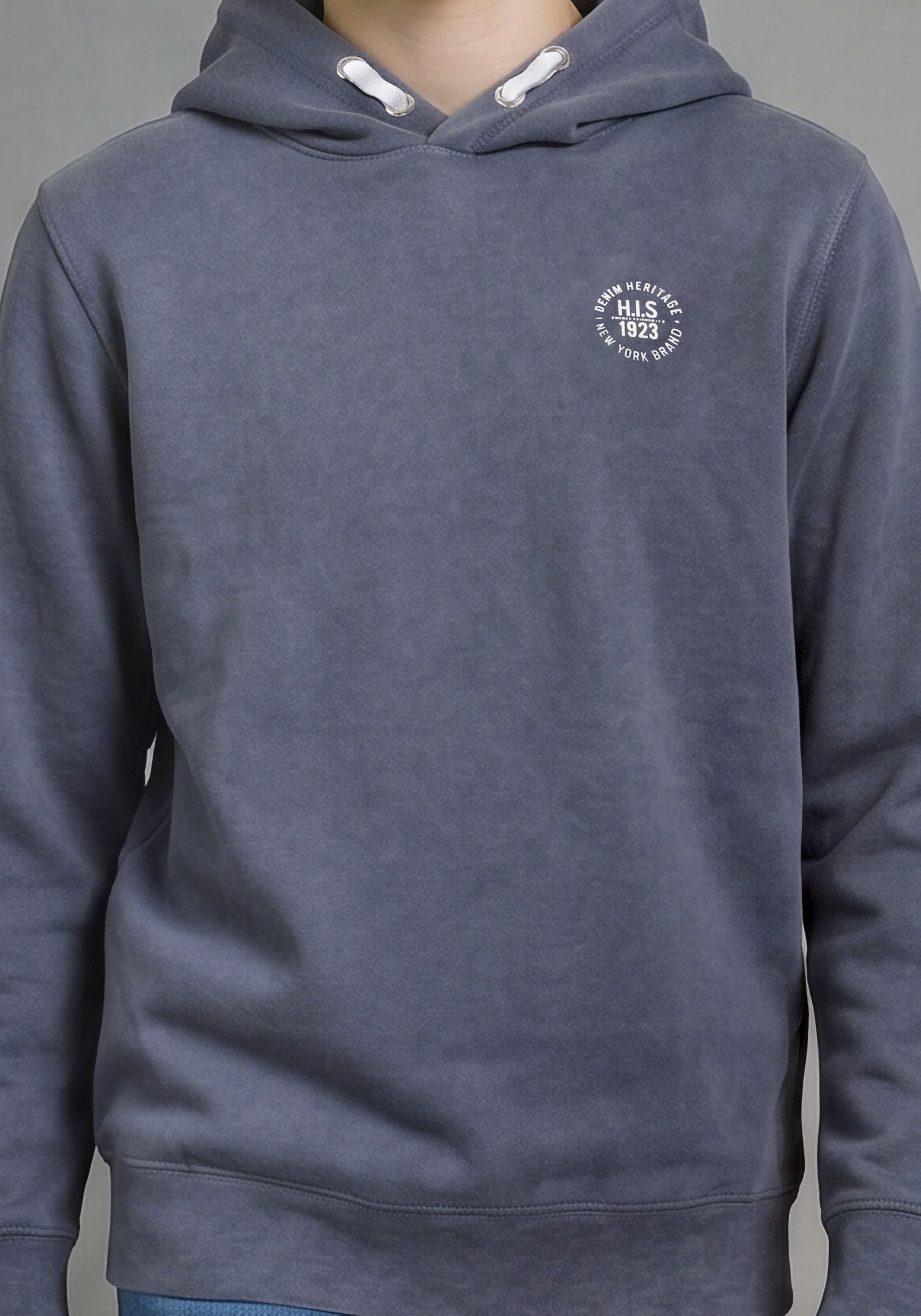 H.I.S Kapuzensweatshirt »H.I.S Hoodie mit Logo-Druck in melierter Ware für Jungen«, Für TEENS. Hoodie mit kleinem Druck
