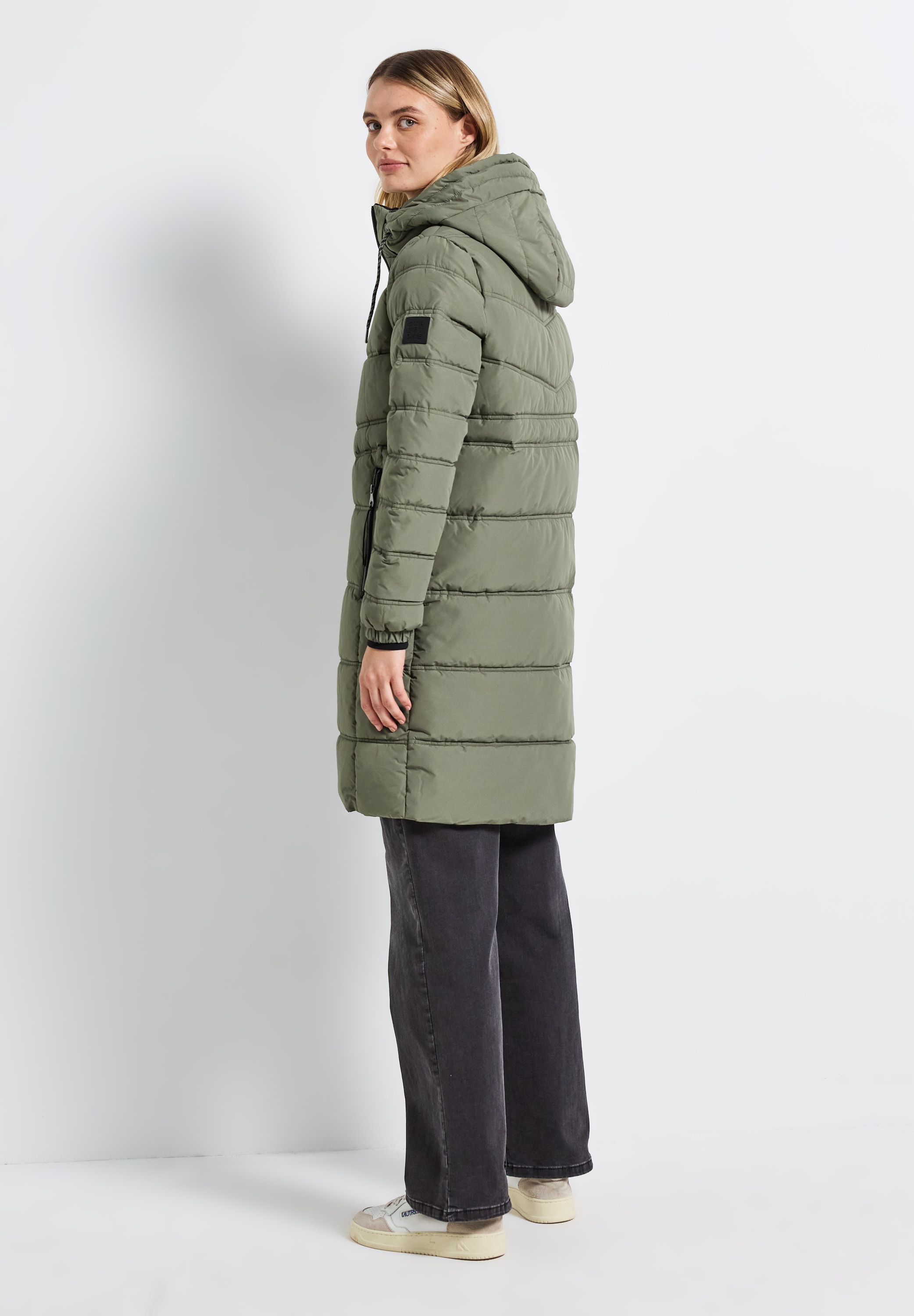 STREET ONE Steppjacke, mit Kapuze, lange Winterjacke, mit Kapuze