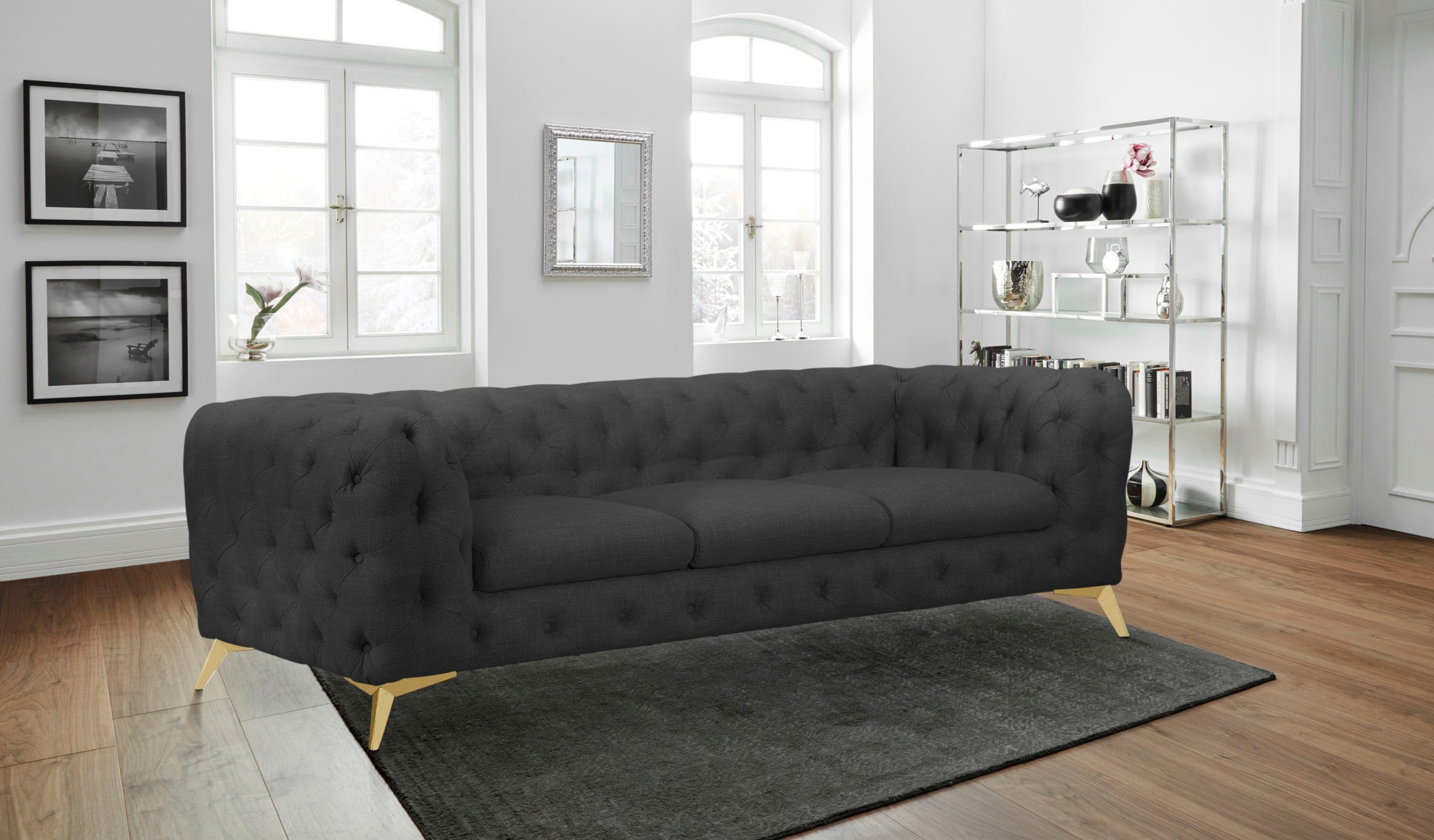 Leonique Chesterfield-Sofa »Glynis«, aufwändige Knopfheftung, moderne Chesterfield Optik, Fußfarbe wählbar