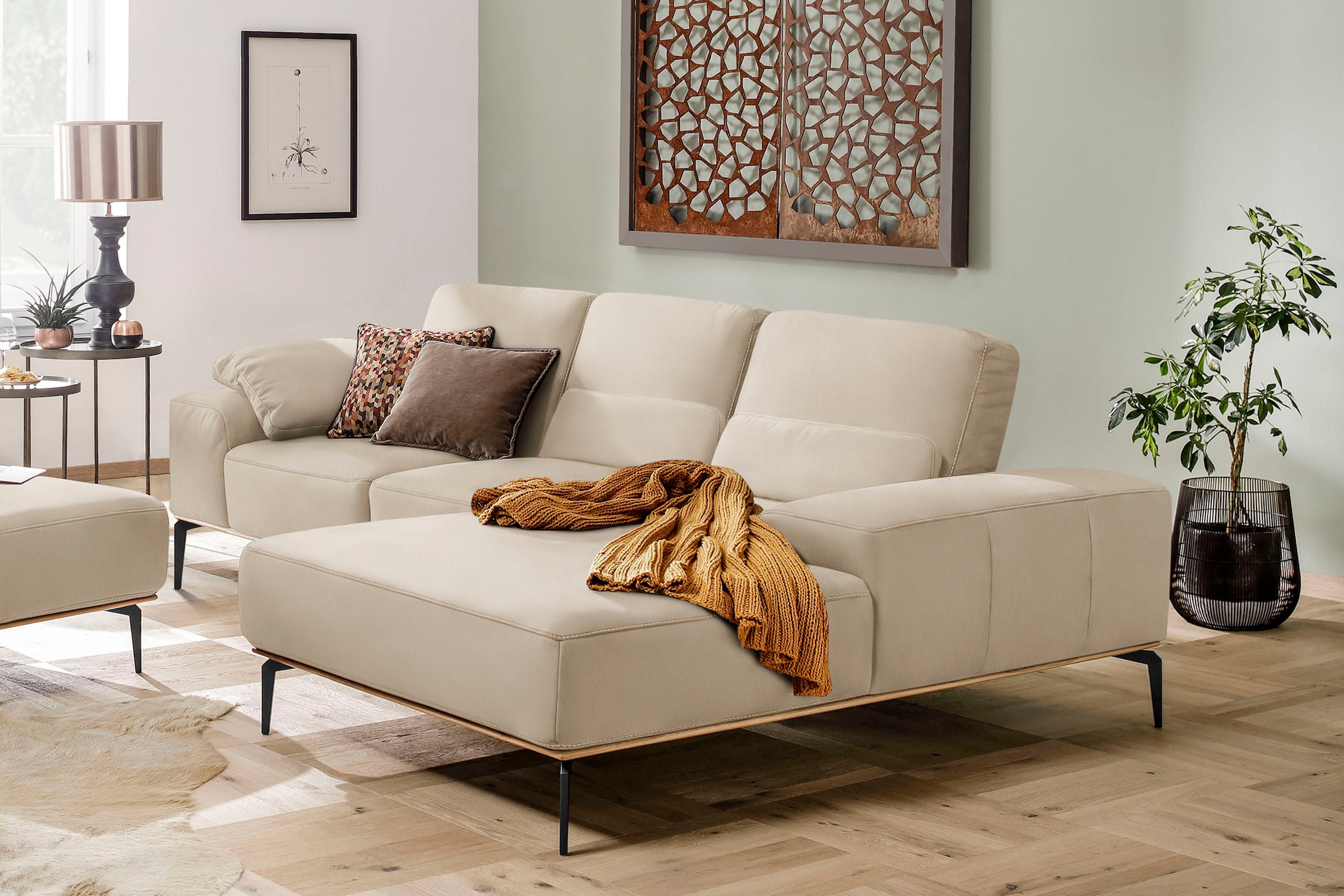 W.SCHILLIG Ecksofa »run, Designsofa mit tollem Sitzkomfort, bequem, L-Form«, mit Holzsockel, Füße in Schwarz pulverbeschichtet, Breite 279 cm