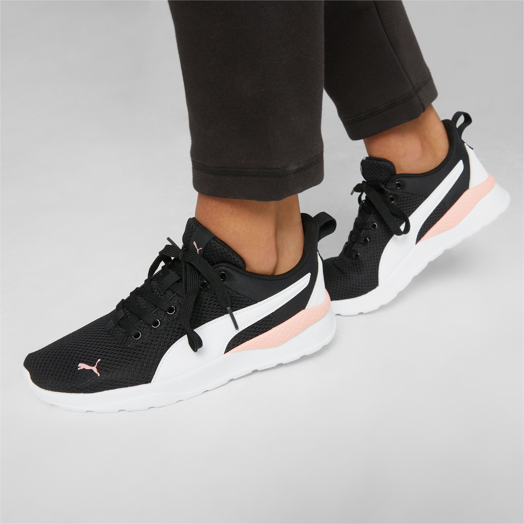 PUMA Sneaker »ANZARUN LITE«  mit atmungsaktivem Textil-Obermaterial, mit SOFTFOAM+ Einlegesohle