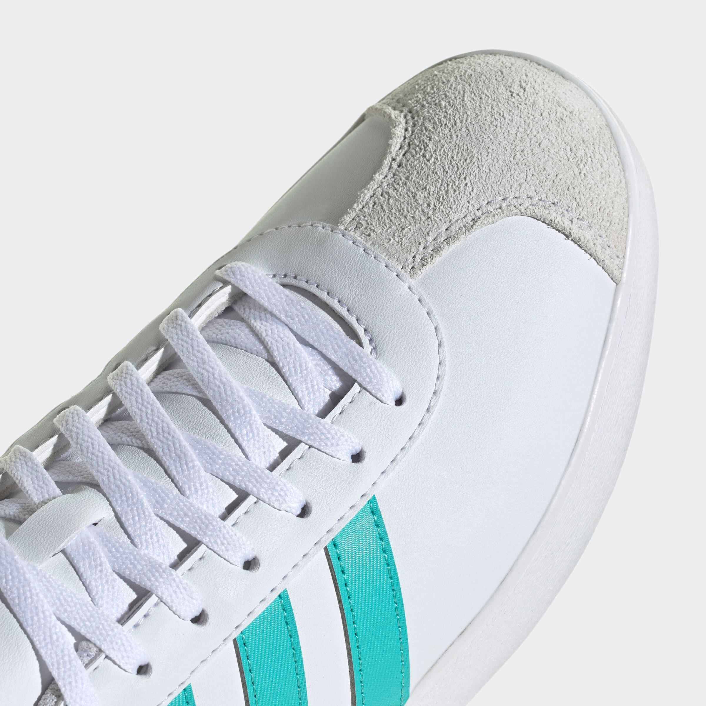 adidas Performance Sneaker »MERCEDES - AMG PETRONAS FORMULA ONE TEAM VL COURT«  Mercedes AMG Motorsport