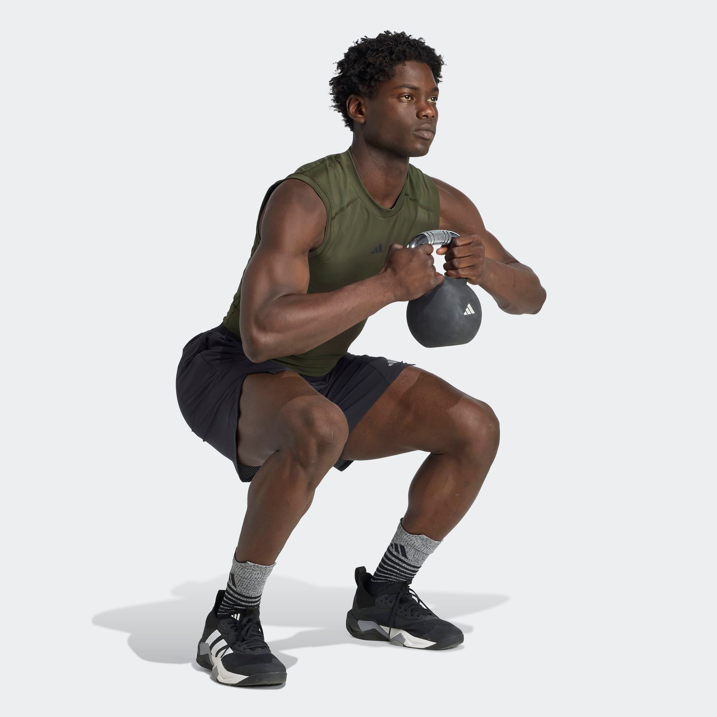adidas Performance Tanktop »TECHFIT COMPRESSION TRAINING SLEEVELESS« mit Rundhalsausschnitt, ohne Verschluss, normale Länge