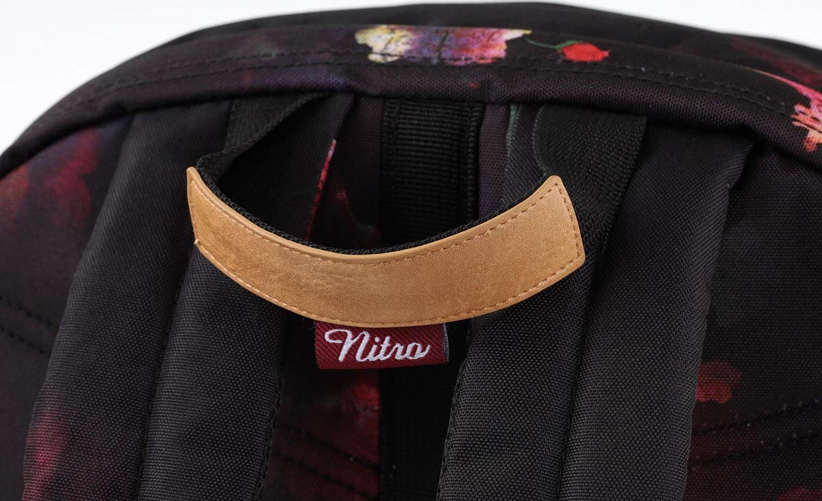NITRO Freizeitrucksack »Urban Plus«, Daypack, Streetpack im Retro-Look, Alltagsrucksack, Schulrucksack