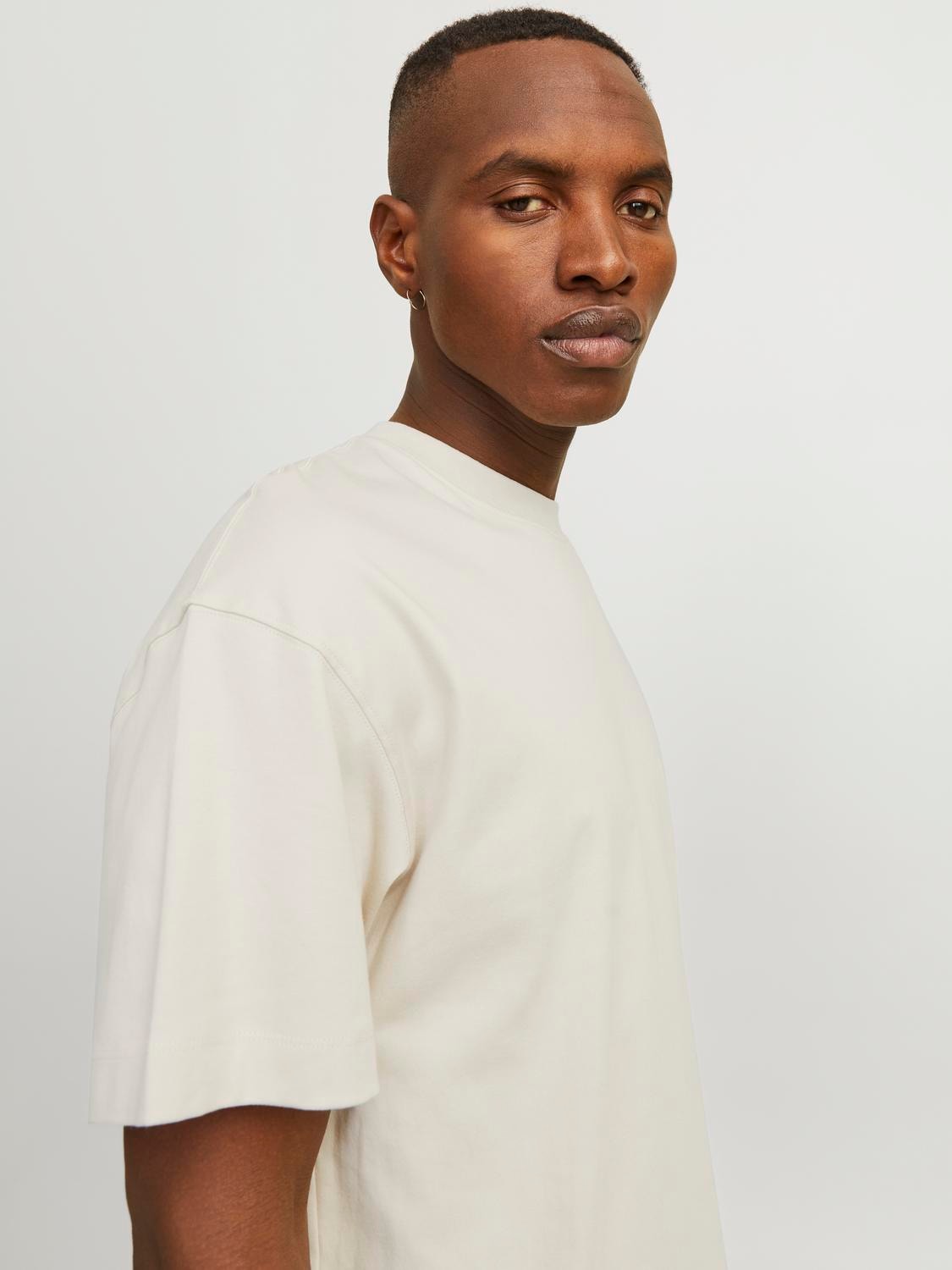 Jack & Jones Rundhalsshirt »JJEURBAN EDGE TEE SS O-NECK NOOS«, mit Rundhalsausschnitt