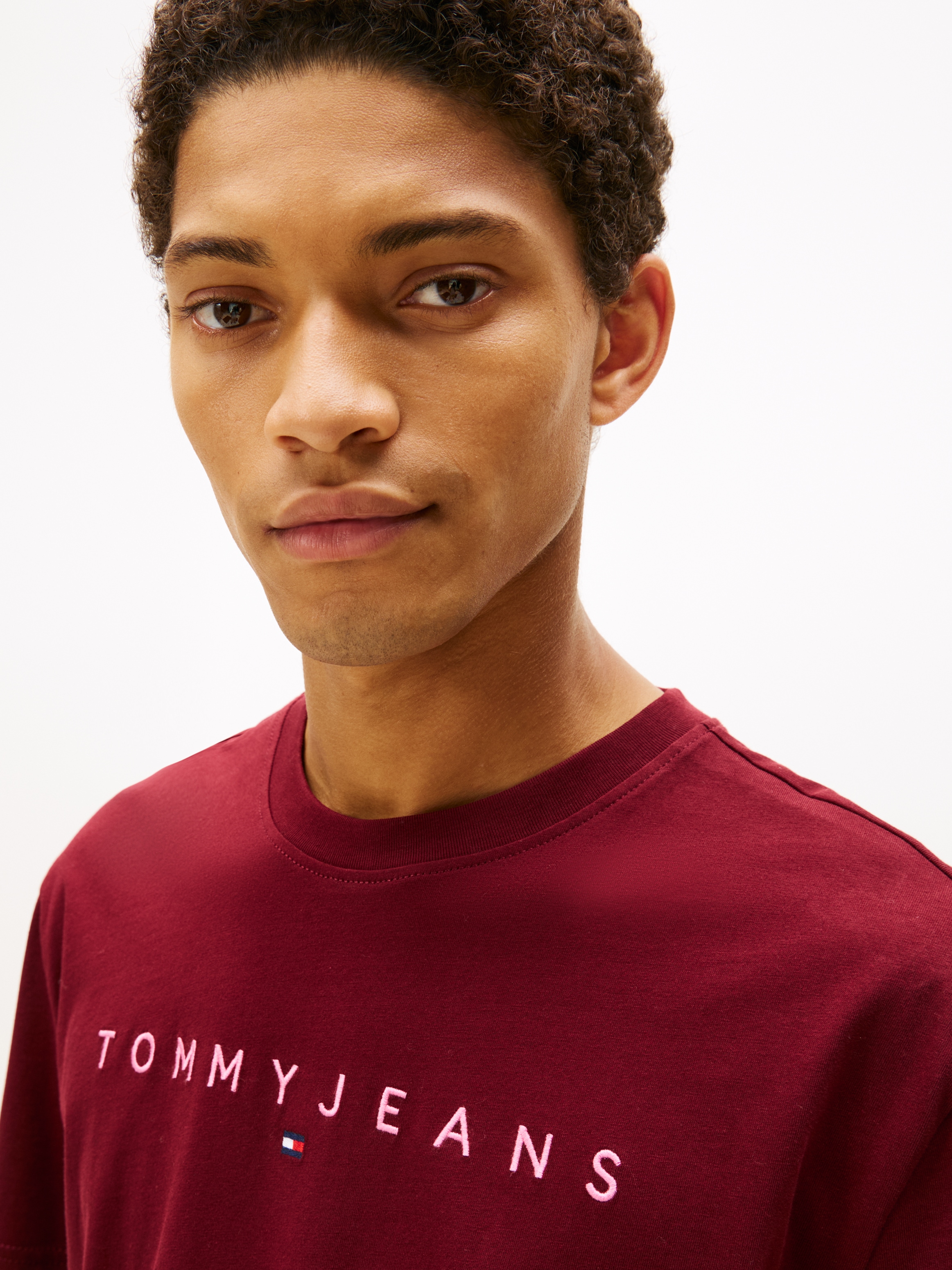 Tommy Jeans T-Shirt »TJM REG LINEAR LOGO TEE EXT«
