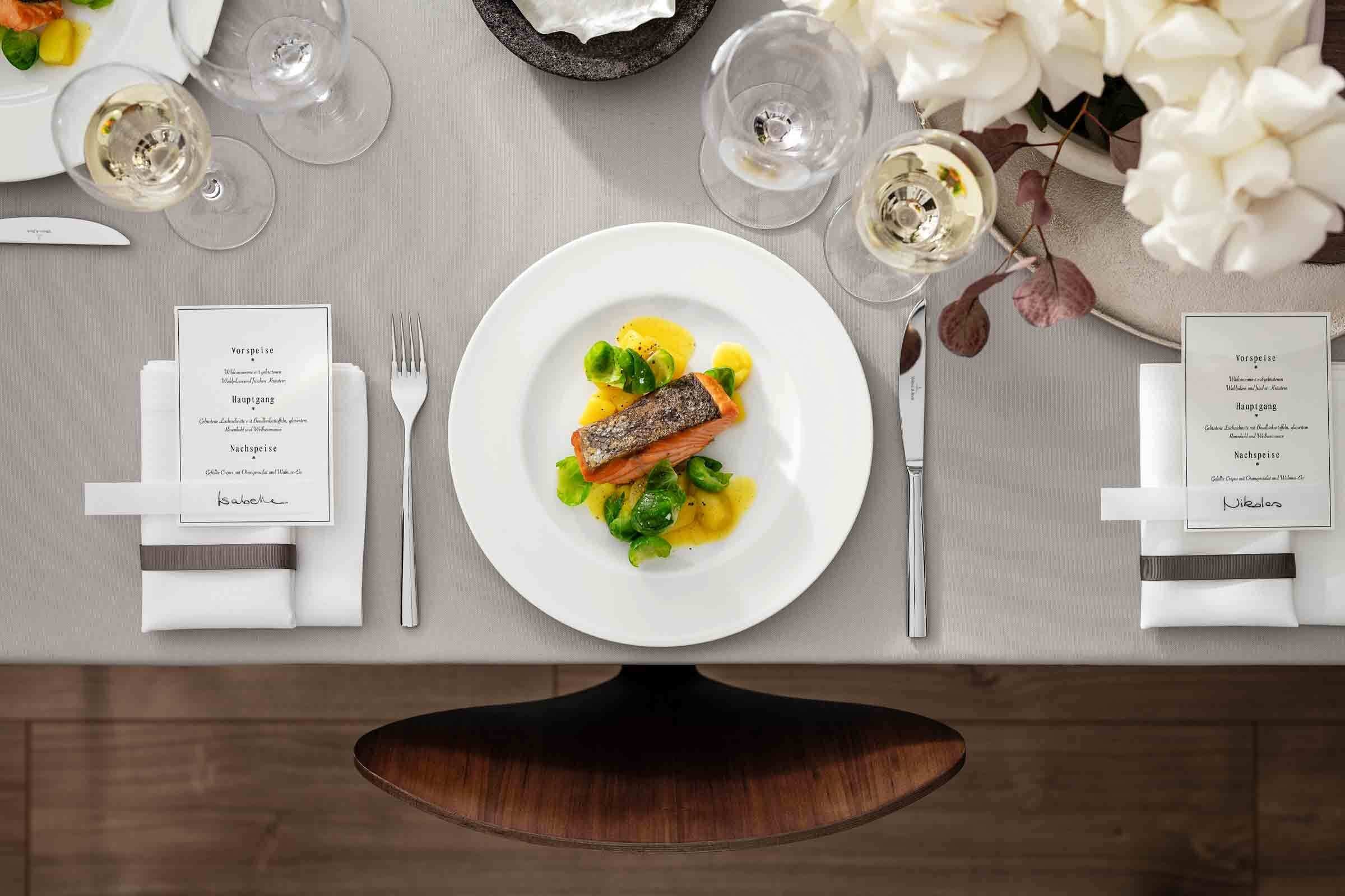 Villeroy & Boch Geschirr-Set »Einsteiger-Set Royal 8er Set weiß« Spülmaschinengeeignet, Mikrowellengeeignet