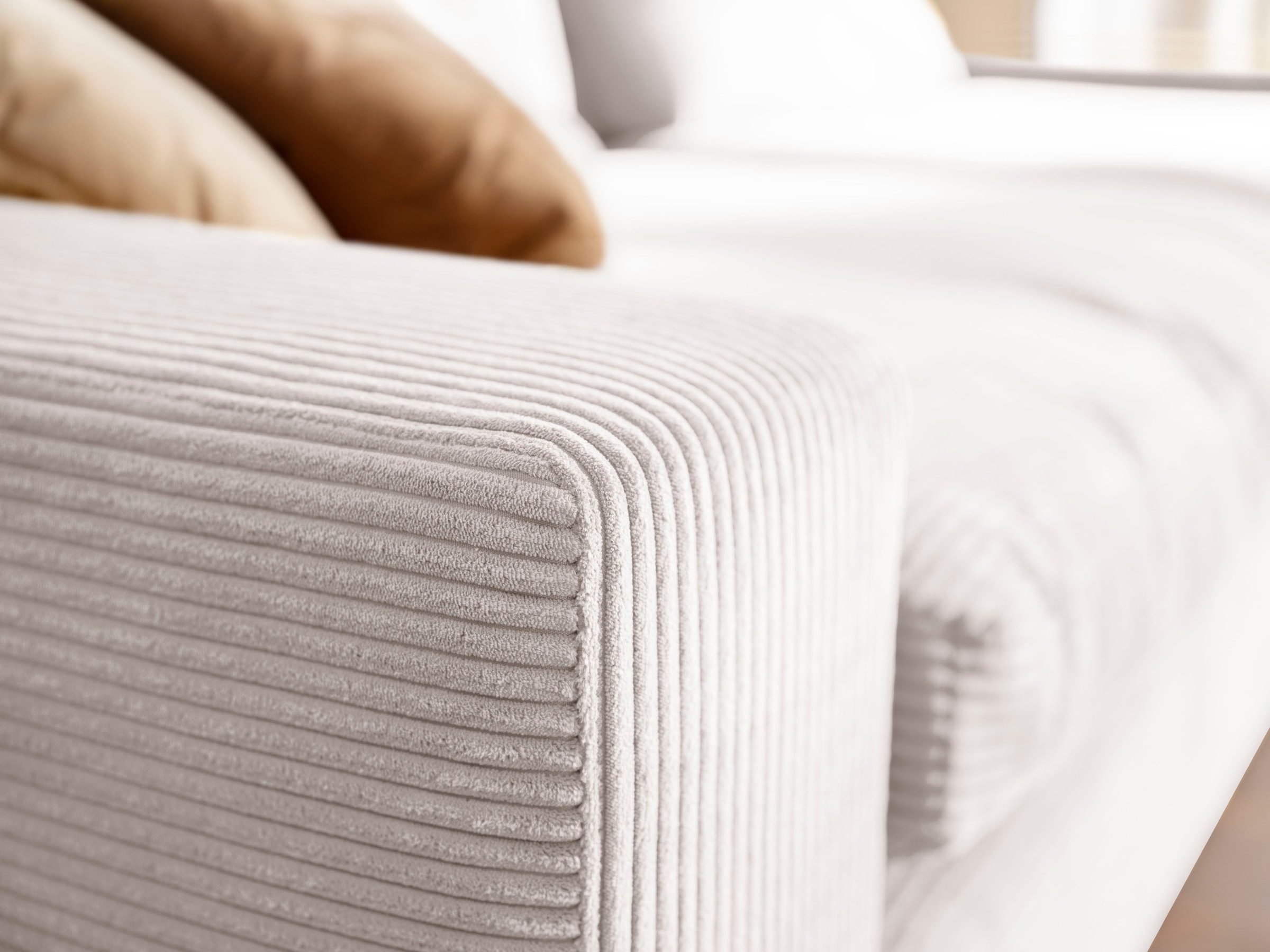 alina Big-Sofa »Sandy«, mit losen Sitz und Rückenkissen, in modernem Cordstoff