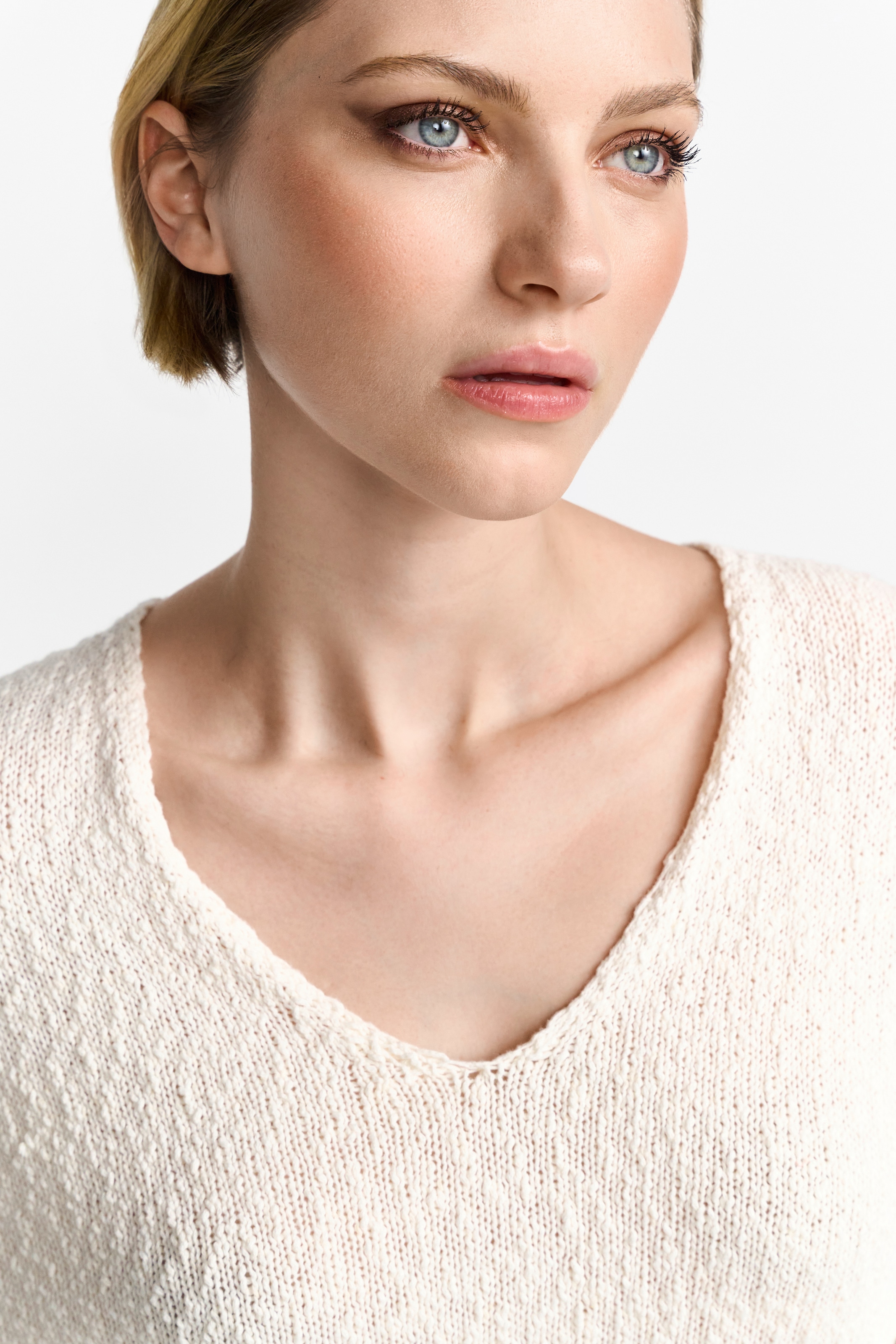 RICHROYAL Strickpullover, Mit V-Ausschnitt