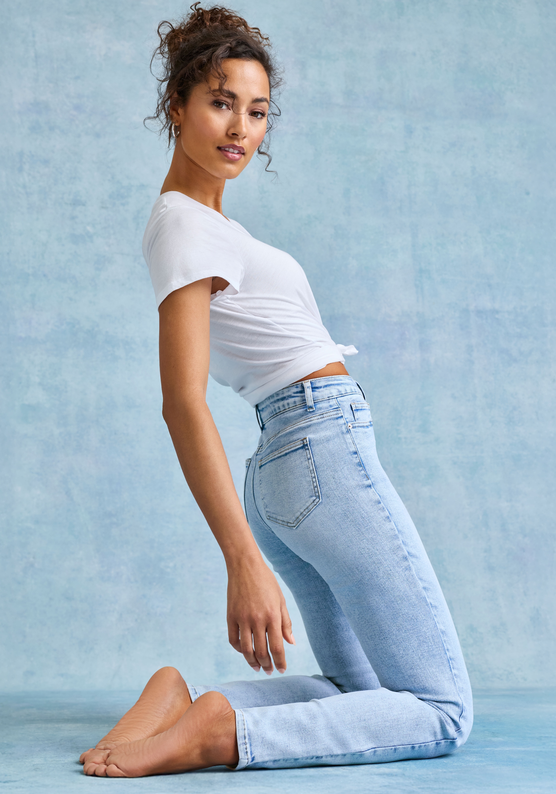 French Connection Skinny-fit-Jeans »mit Used-Waschung und klassischem 5-Pocket-Design« schmale Beinform, Röhrenjeans, Stretchjeans, elastisches Material