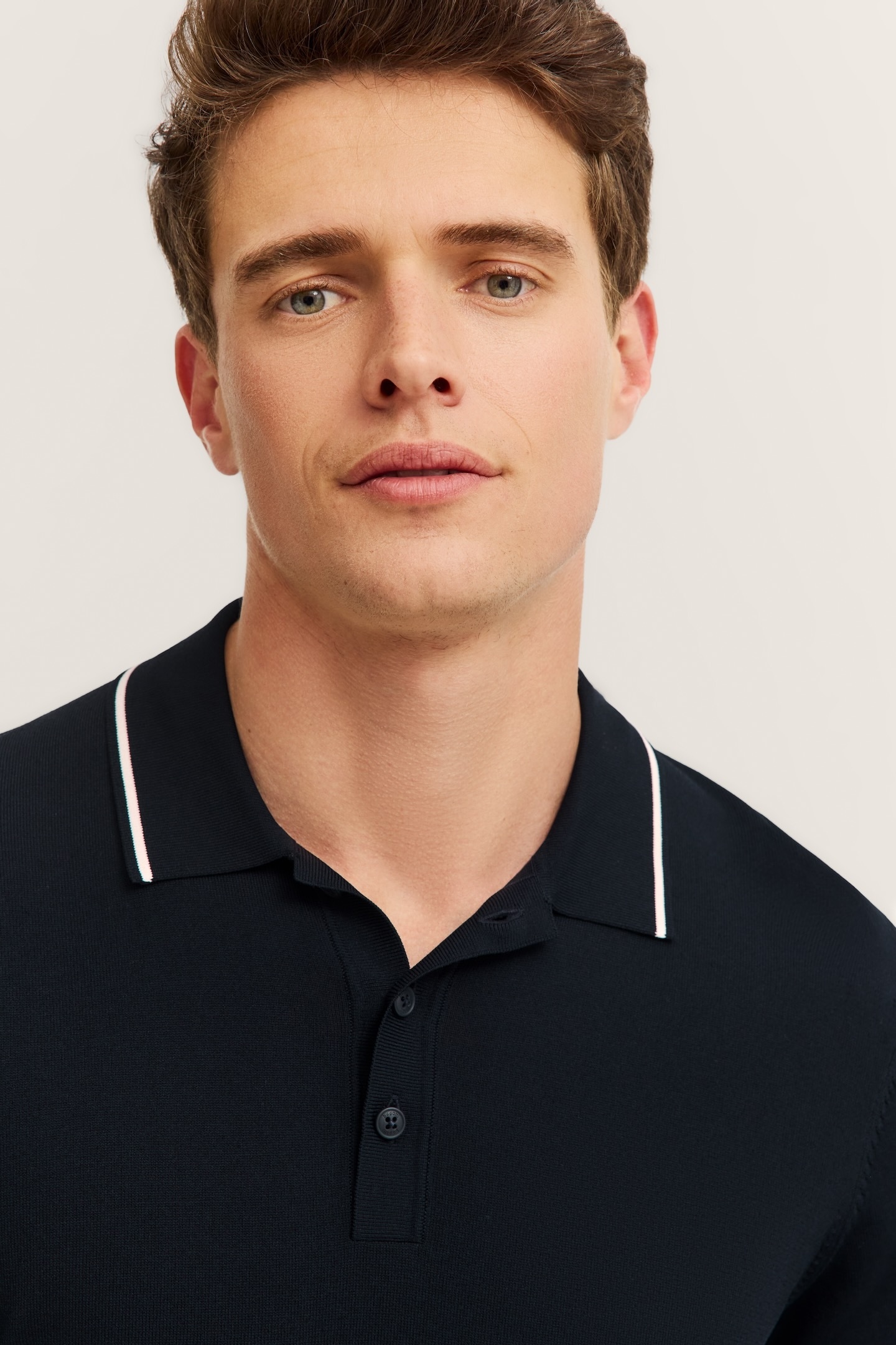 bugatti Poloshirt »Regular Fit«, angenehm weich und zeitloses Design