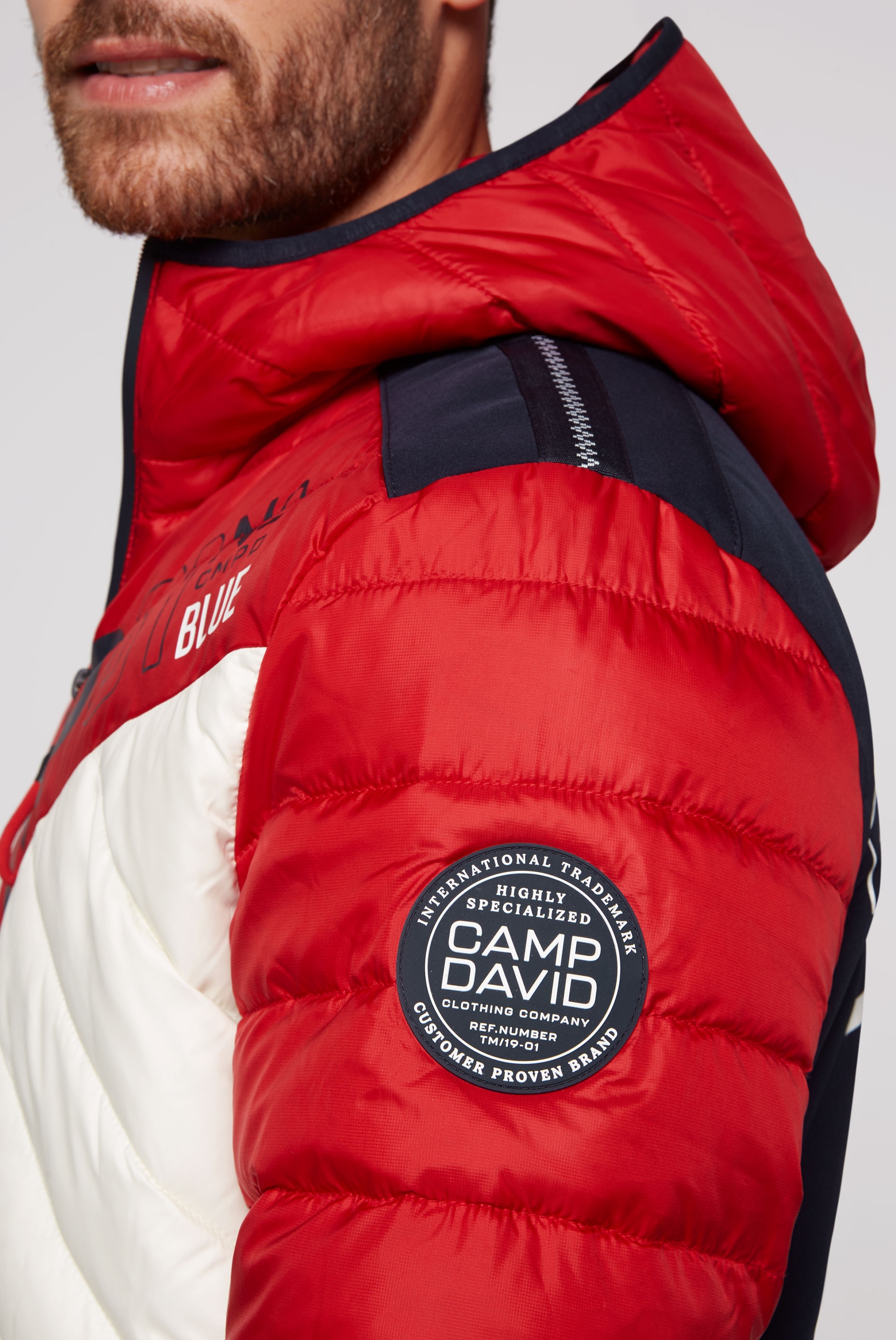 CAMP DAVID Steppjacke, mit Kapuze, mit Colour-Blocking und Rücken-Print