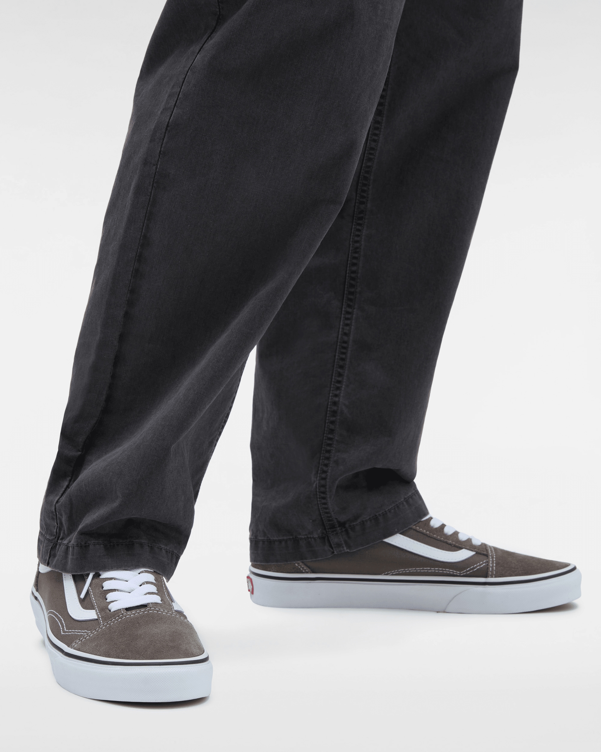 Vans Sneaker »Old Skool«  mit kontrastfarbenem Logo an der Ferse