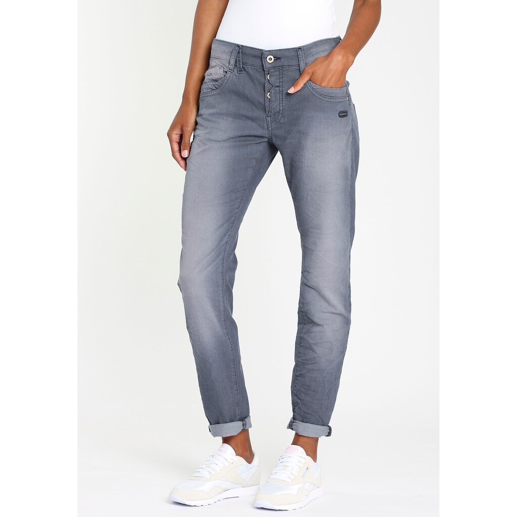 GANG Relax-fit-Jeans »GERDA«, 5-Pocket Style mit halb verdeckter Knopfleiste