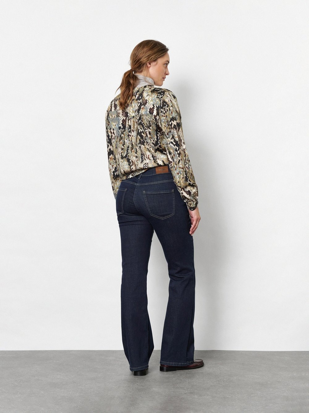 TONI Bootcut-Jeans »Be Loved« mit Zip-Taschen
