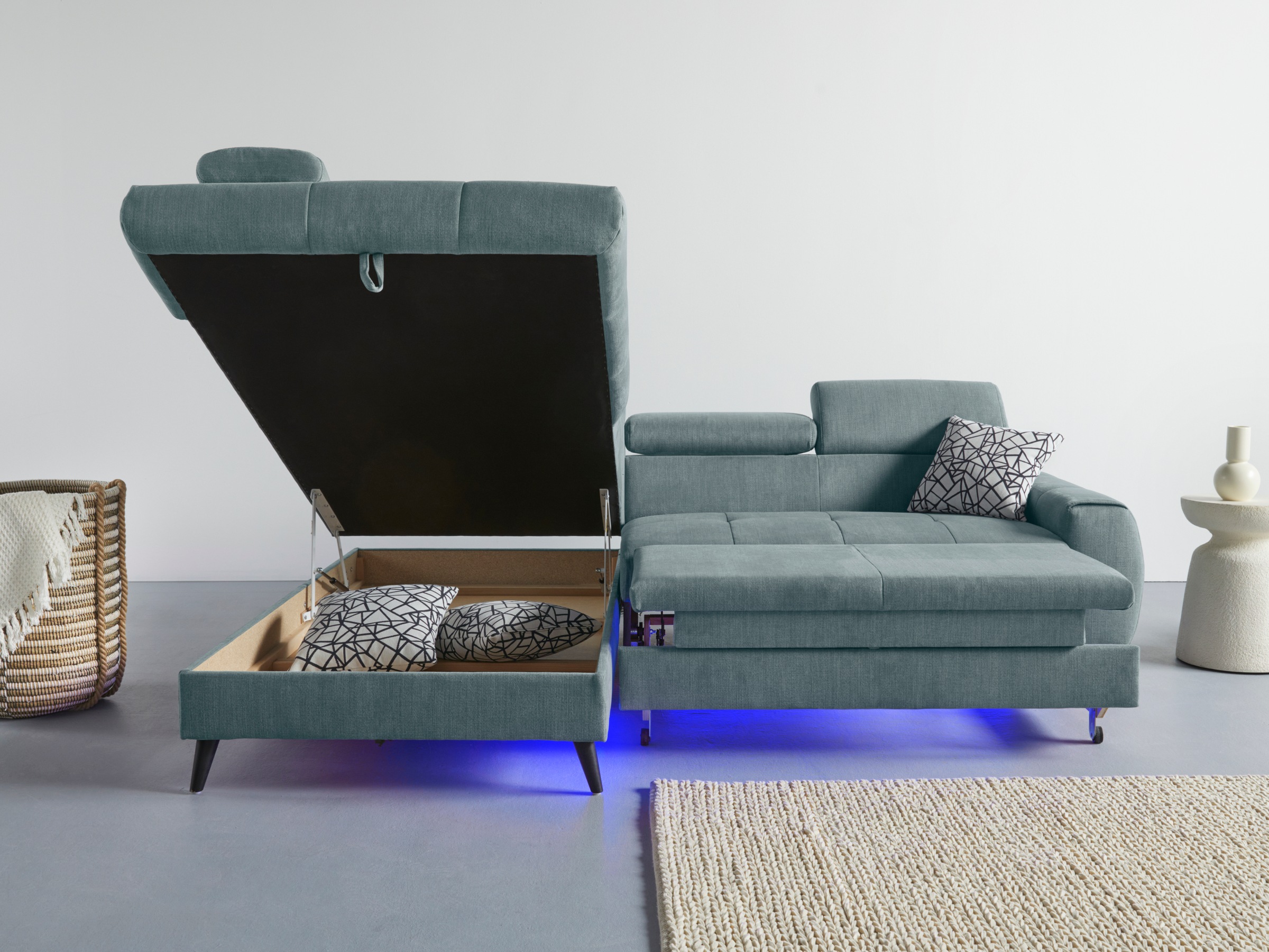 COTTA Ecksofa »Mia L-Form mit 3 Zierkissen«, wahlweise mit Bettfunktion, Bettkasten, Beleuchtung & Wireless-Charger