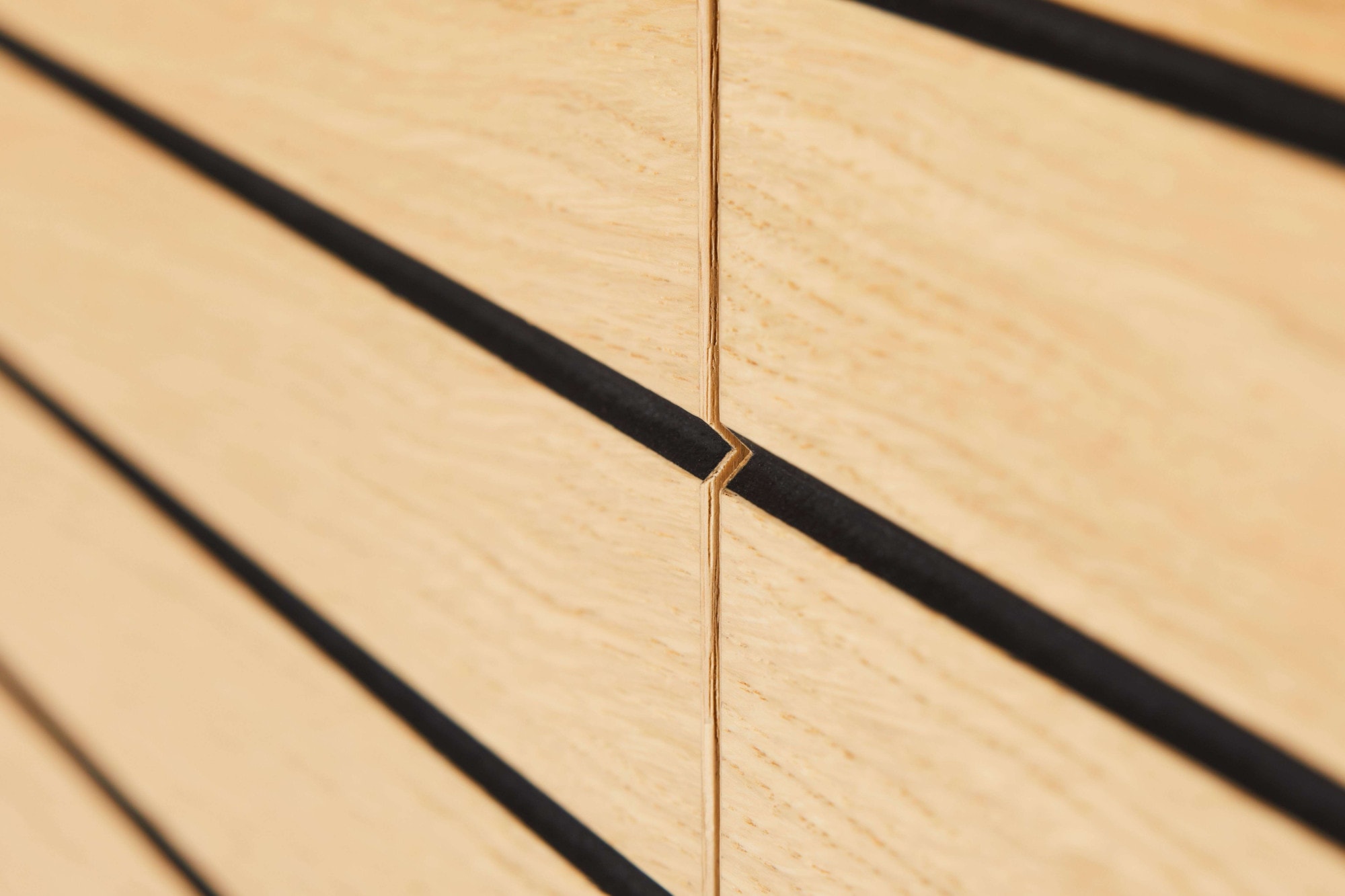 Woodman Sideboard »Stripe«, besonderes Design, 3 Push-to-Open-Türen, Breite 161 cm, FSC®