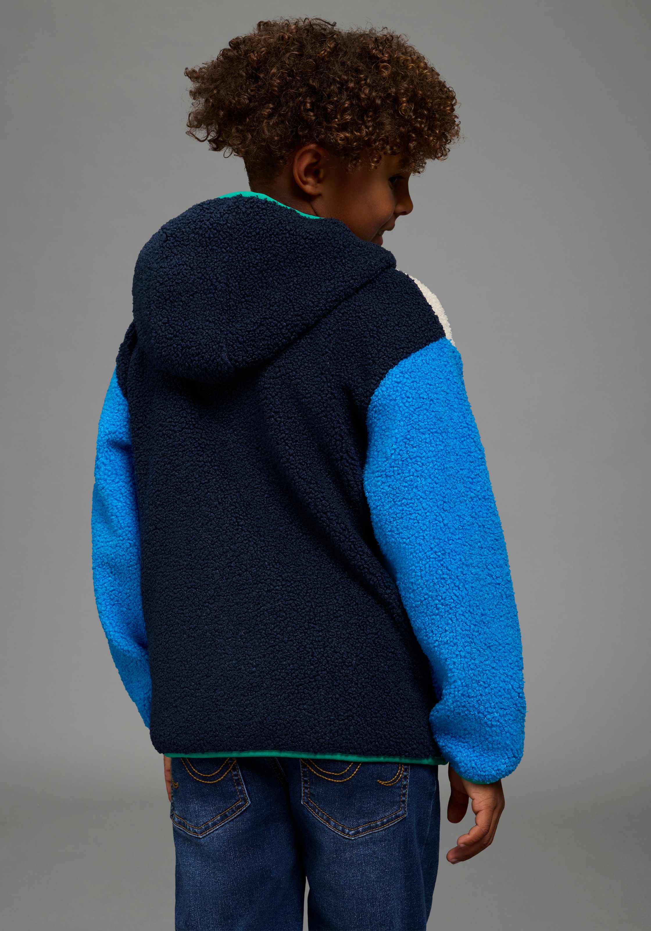 Scout Kapuzensweatjacke »Fleecejacke Colorblocking - NEU von SCOUT« mit Kapuze und Stehkragen, für Jungen, hüftlanger Schnitt