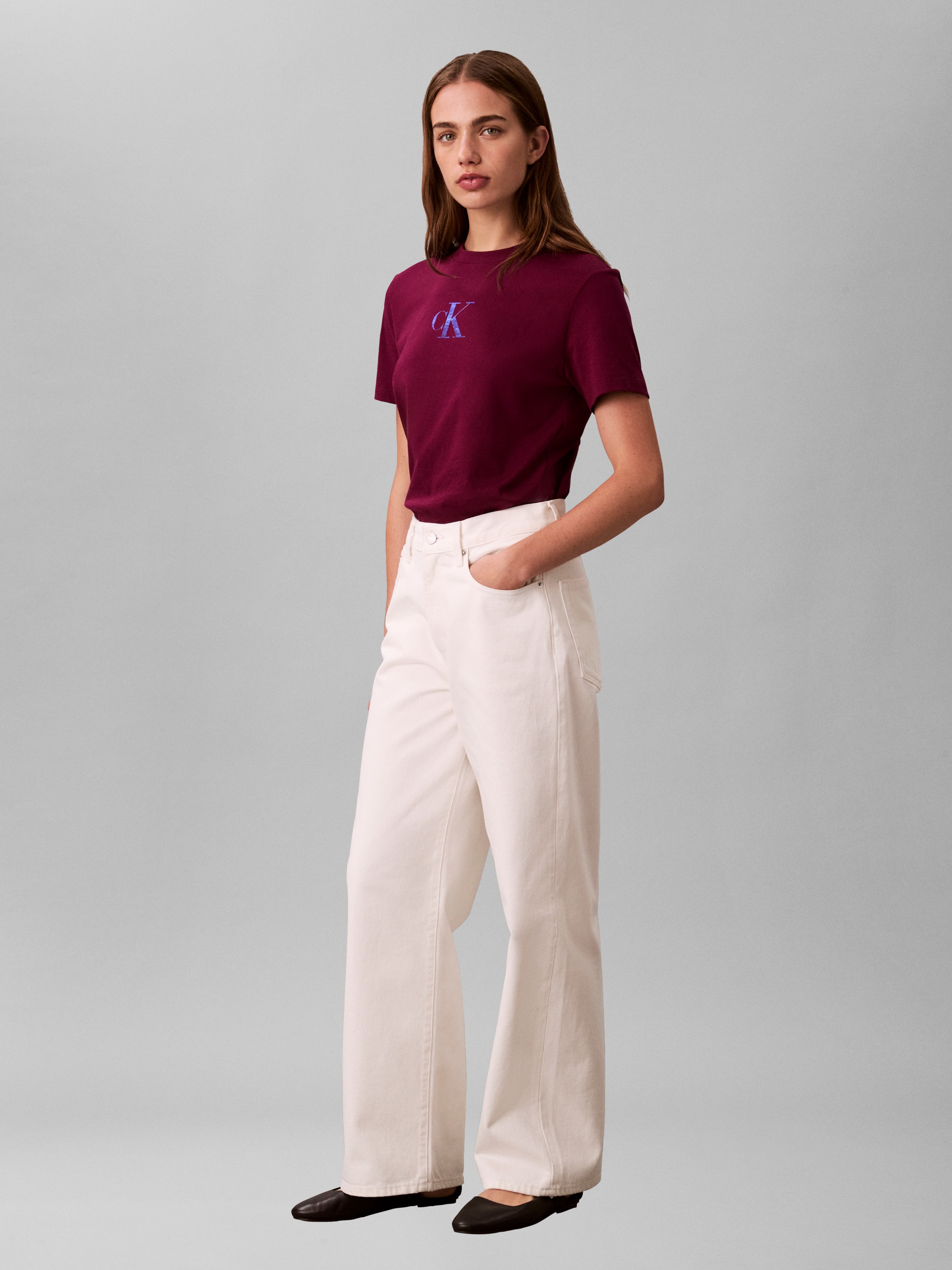 Calvin Klein Jeans T-Shirt Regular Fit, glänzender Logodruck, Rundhalsausschnitt