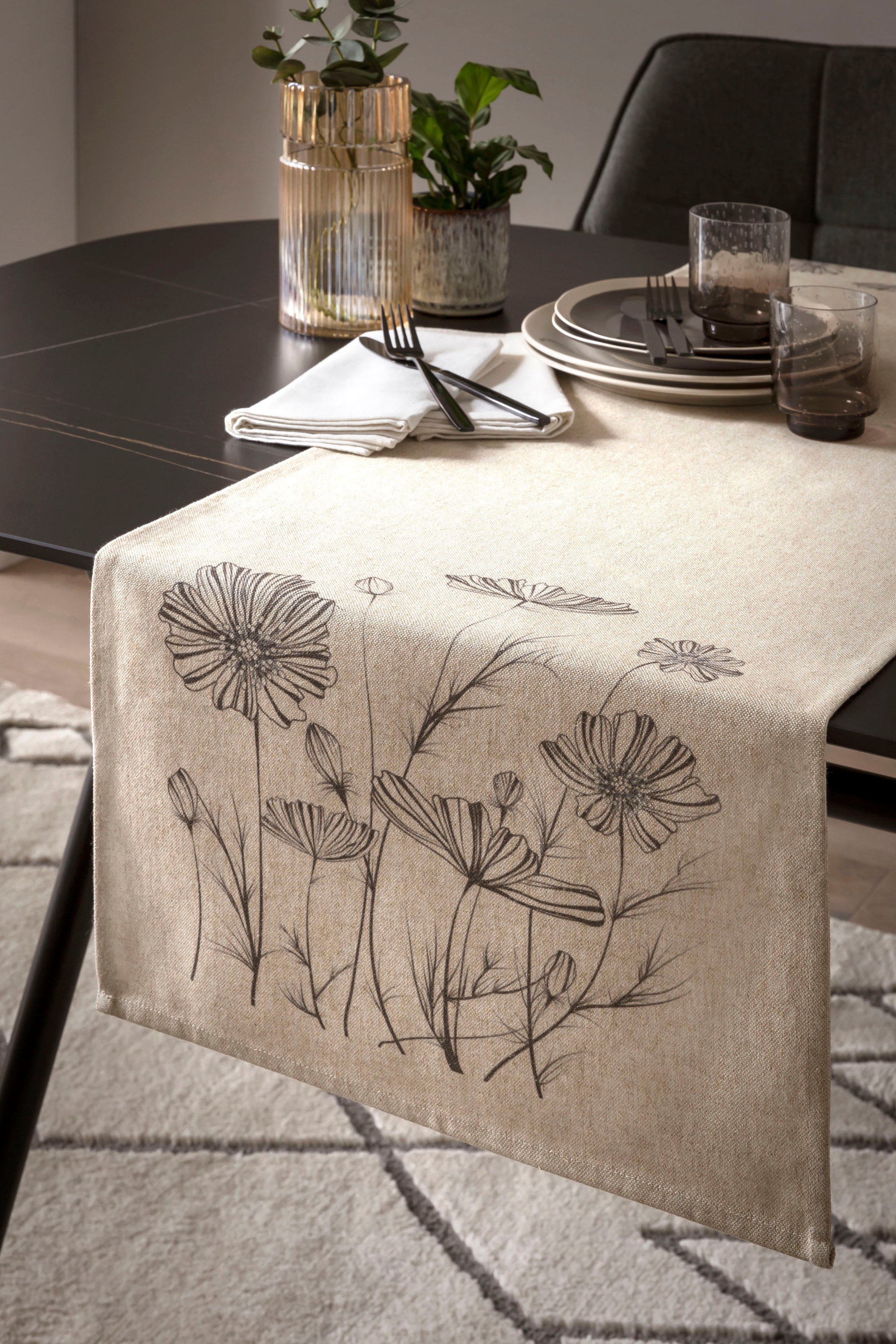 done.® Tischläufer ca. cm Maße »Flower Meadow, 40x150 St.), mit Blumenmotiv«, (1 Digitaldruck