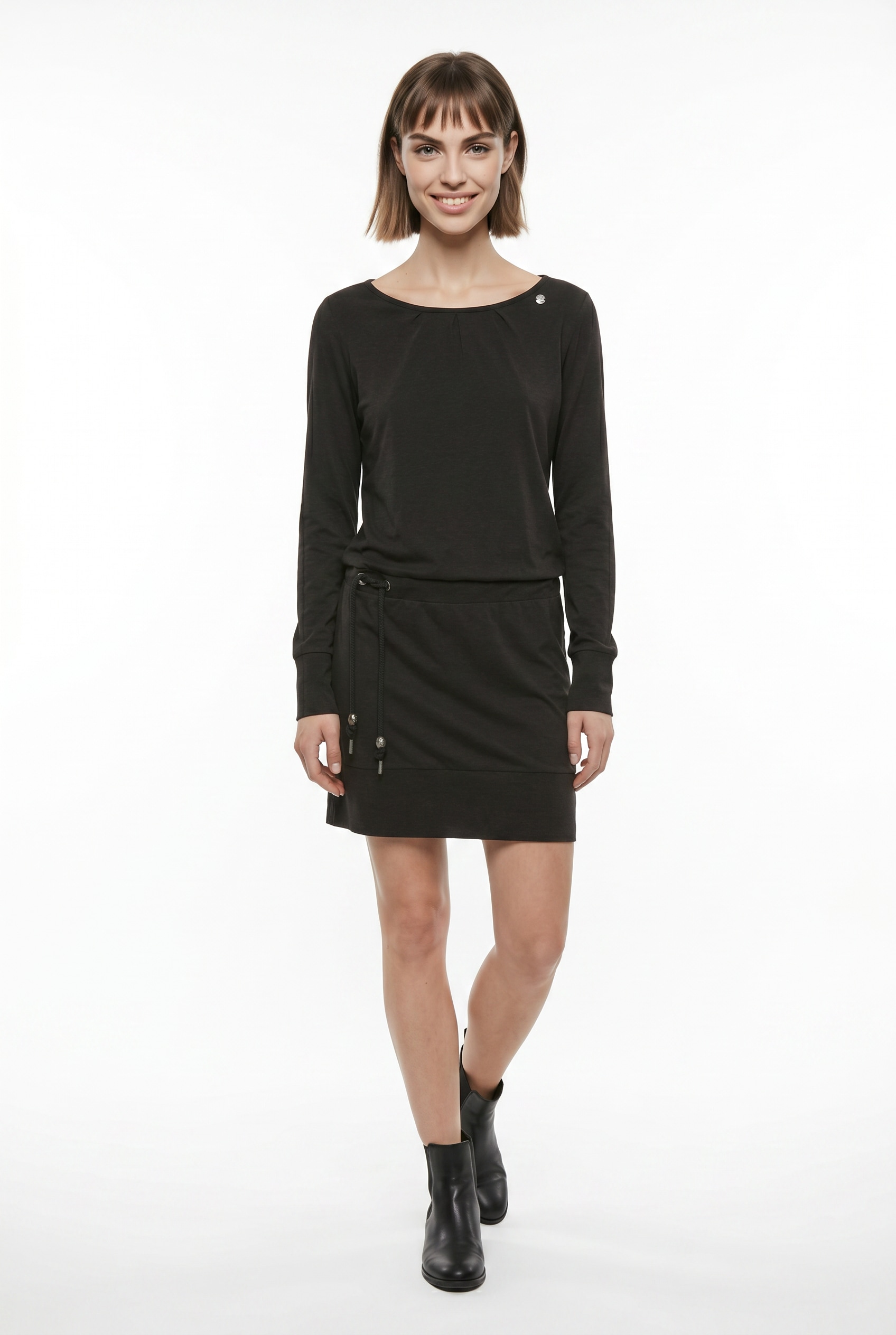 Ragwear Jerseykleid »ALEXA« lockere Passform, kniefreie Länge, mit Rundhalsausschnitt, Langarm