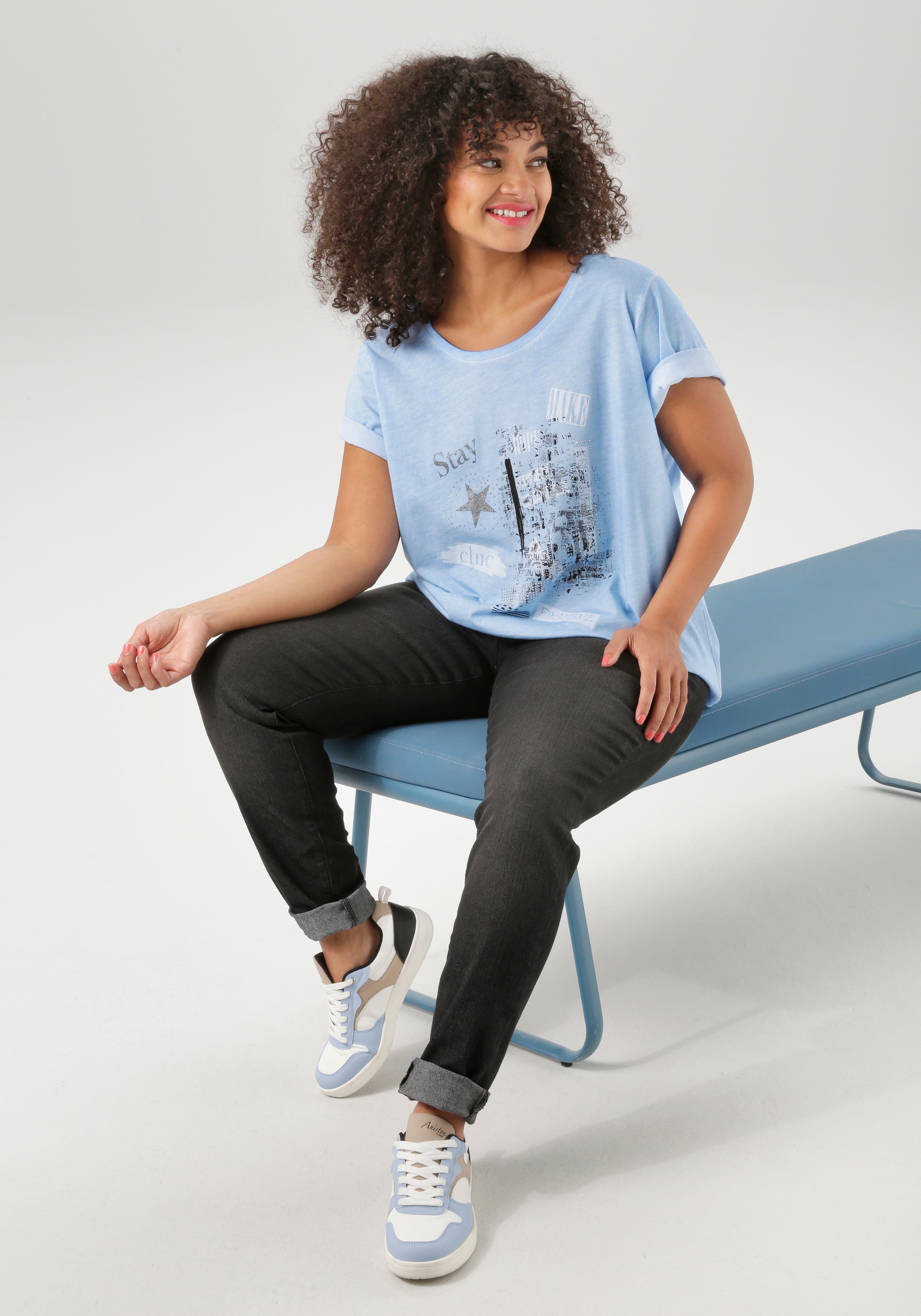 Aniston PLUS T-Shirt, mit edlem Druckmotiv - NEUE KOLLEKTION