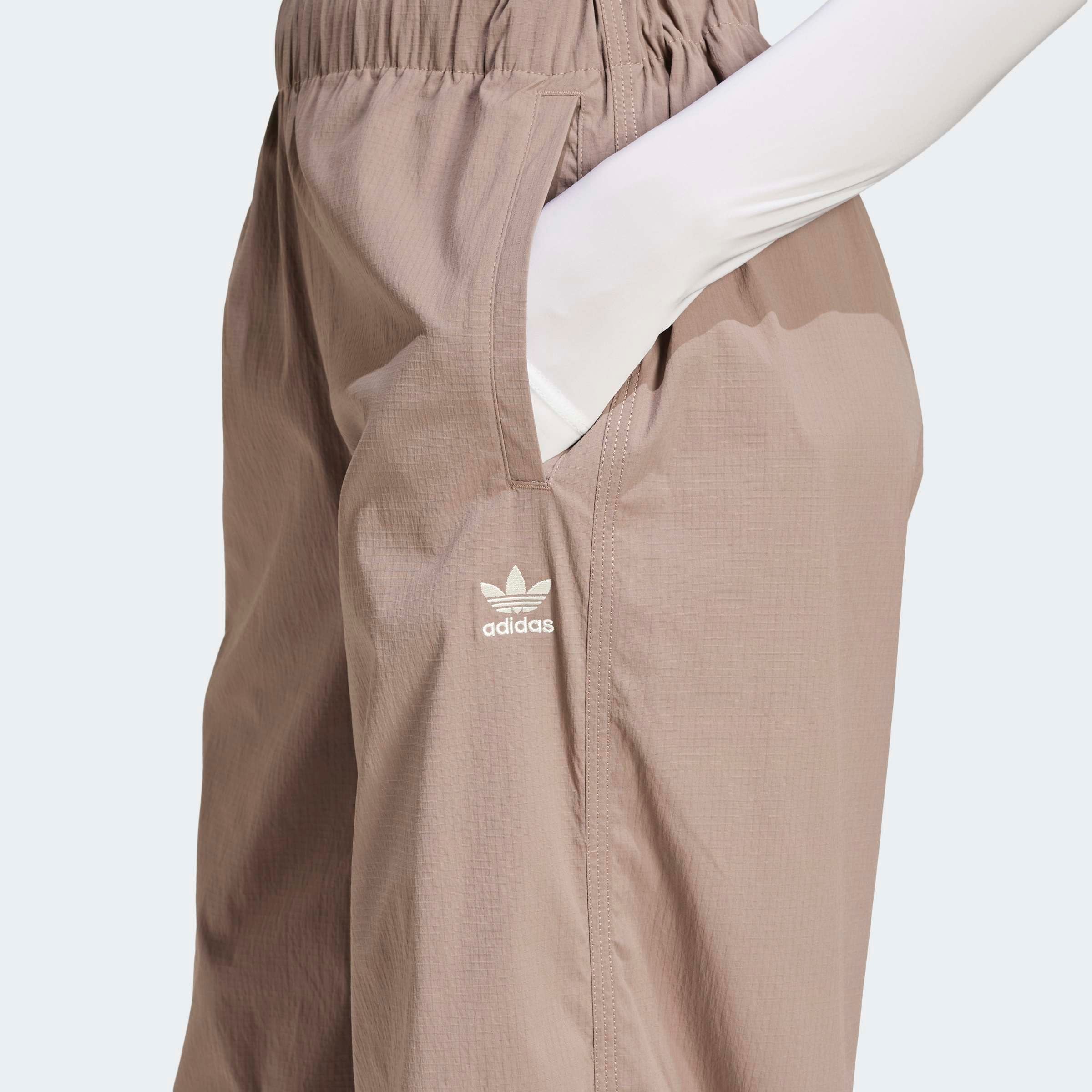 adidas Originals Sporthose »ESS S PARA PANT«, (1 tlg.)