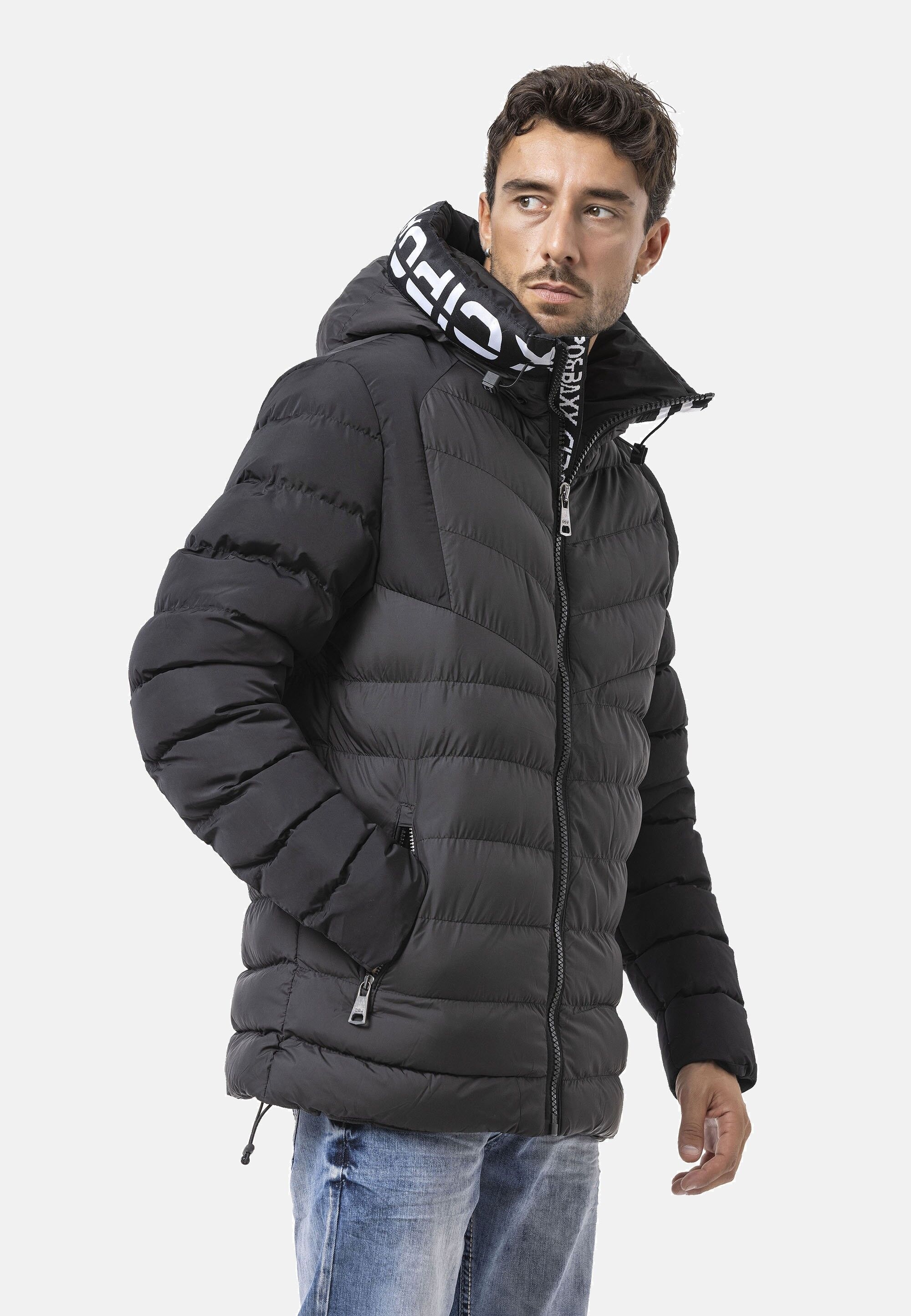 Cipo & Baxx Winterjacke »Cipo & Baxx Winterjacke CM185« mit Kapuze mit markanter Marken-Zipperleiste