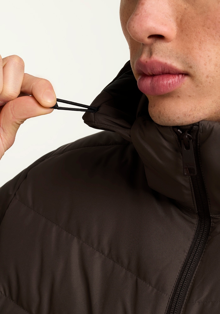 Jack Wolfskin Daunenjacke »COLONIUS JKT M RDS« mit Kapuze Daunenjacke, warm, winddicht und wasserabweisend