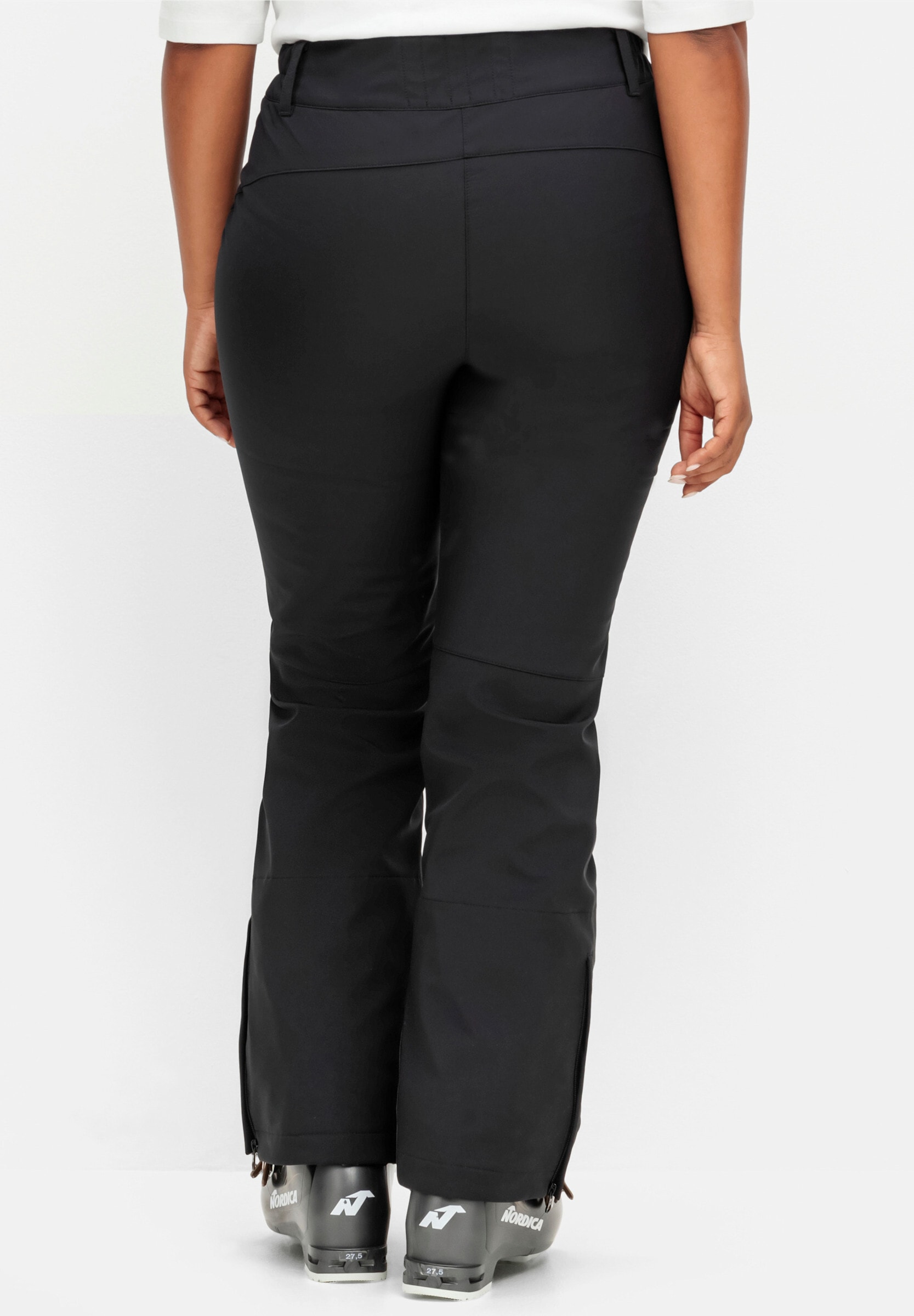 Sheego Funktionshose »Funktionshose Skihose in atmungsaktiver, wasser- und windabweisender Qualität«  aus Softshell, wasser- und winddicht