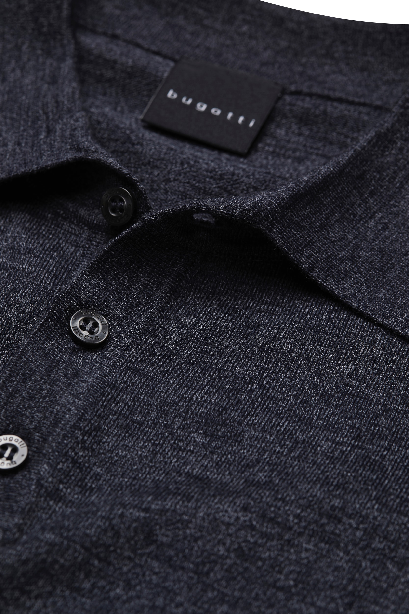 bugatti Poloshirt, in klassischer Form