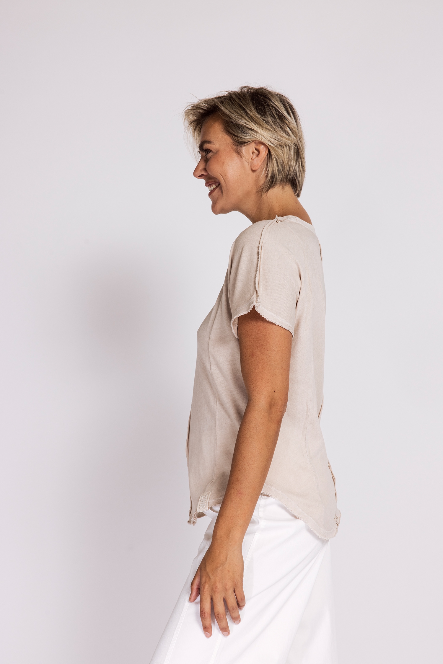 Zhrill Kurzarmshirt »ROSAY« normale Passform, Kurzarm, unifarbenes Design