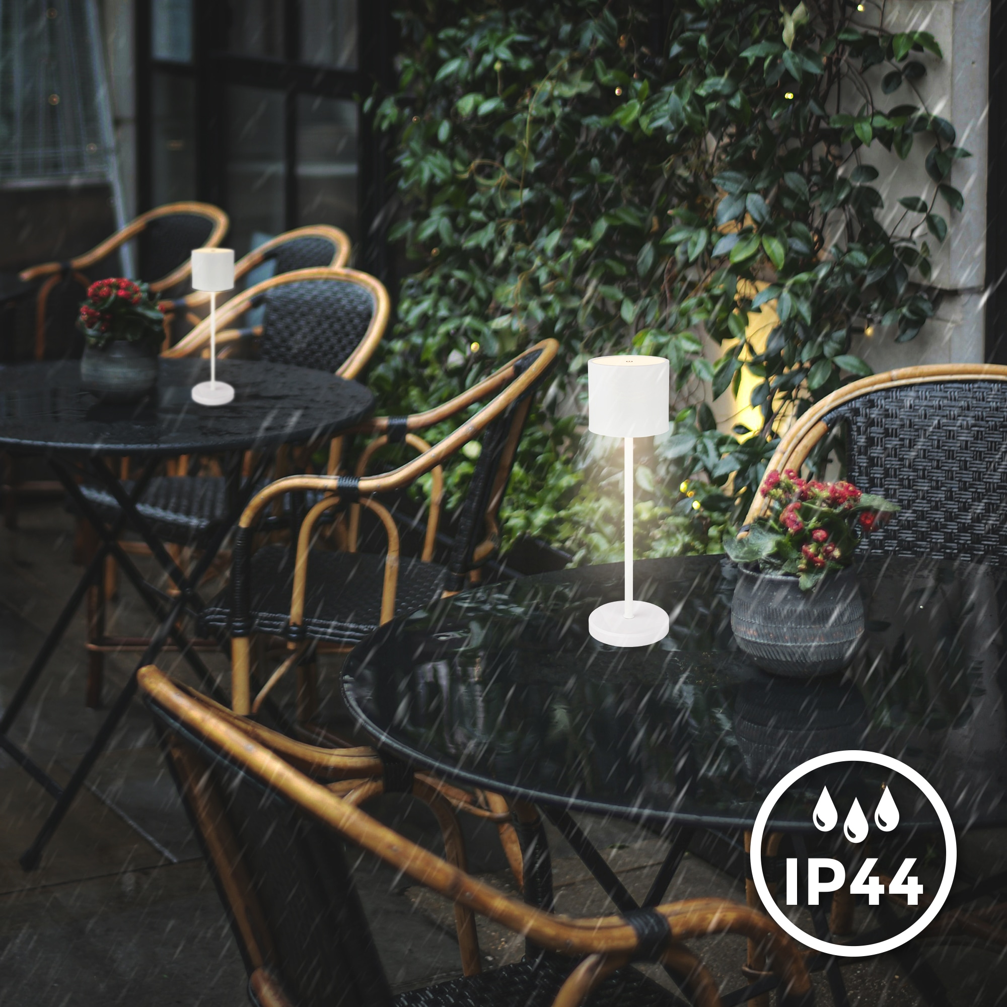 B.K.Licht Außen-Tischleuchte »BK_TL1607 Akku Tischlampe mit Ladestation, 3-Stufen Touchdimmer, IP44« LED-Modul 1 Stk. Extra-Warmweiß 3.000 K, 230 Lm, 2,5W, Akku wechselbar, max. 12h Leuchtdauer, Weiß