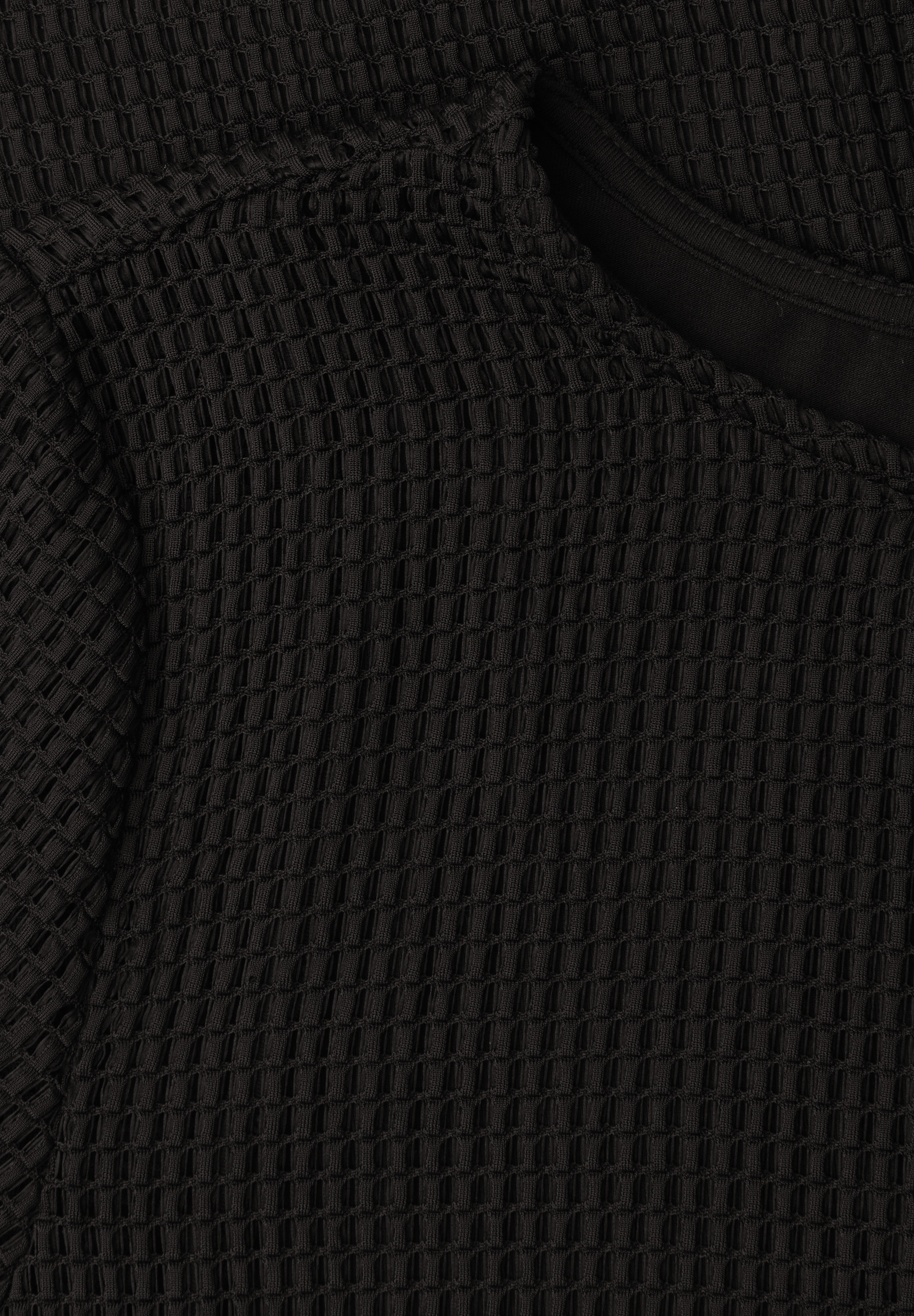 STREET ONE 2-in-1-Shirt Sommershirt aus Mesh mit U-Boot-Ausschnitt