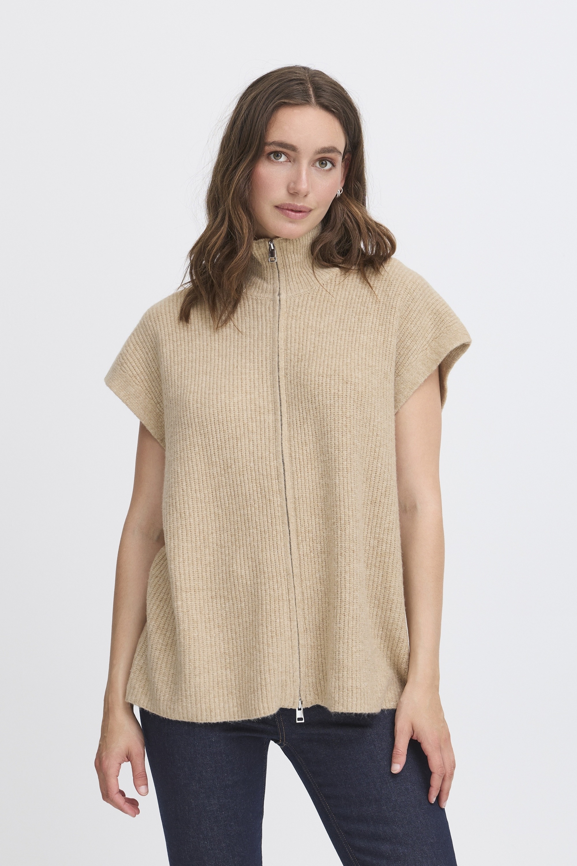 Ichi Strickjacke »Damen Ärmellose IHDUCIE«