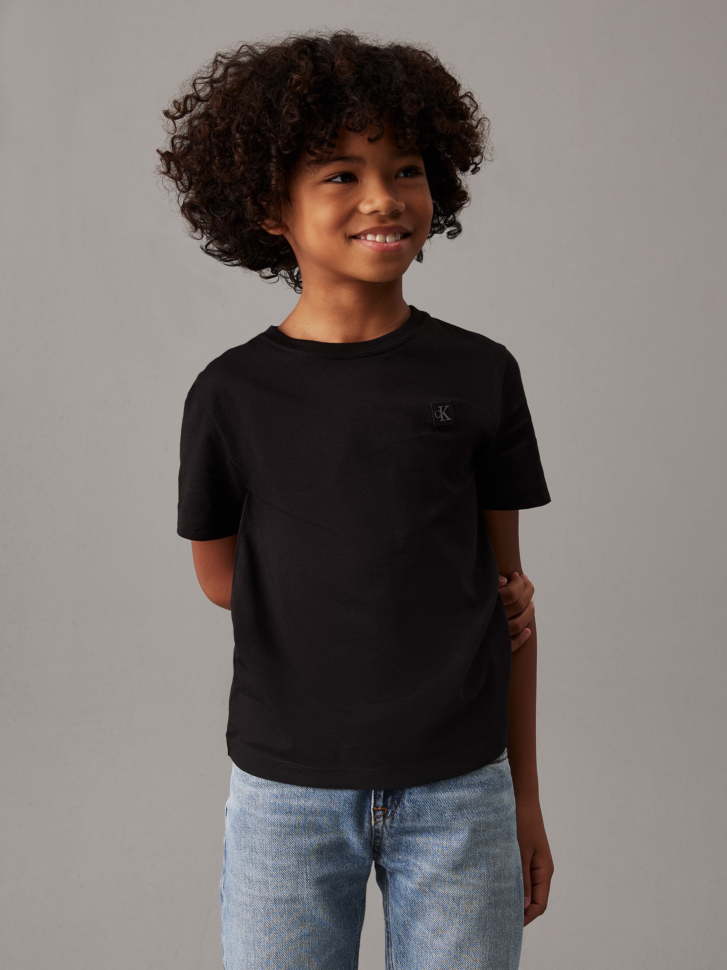 Calvin Klein Jeans T-Shirt »MONOGRAM MINI BADGE T-SHIRT«, für Kinder bis 16 Jahre