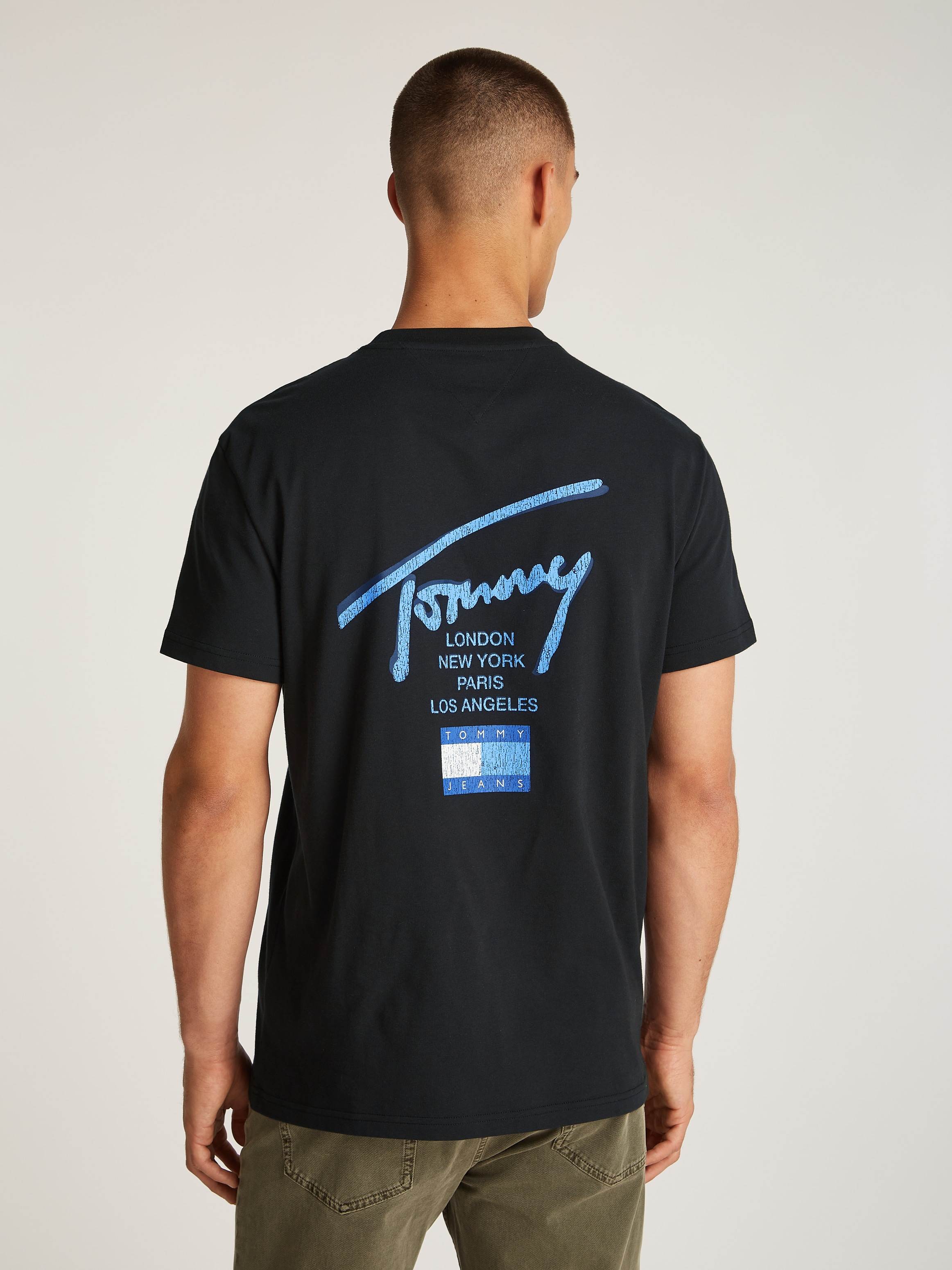 Tommy Jeans Plus Rundhalsshirt »TJM REG TOMMY SIGN CITY TEE EXT«, in Großen Größen, Logstickerei am Ärmel, Logodruck