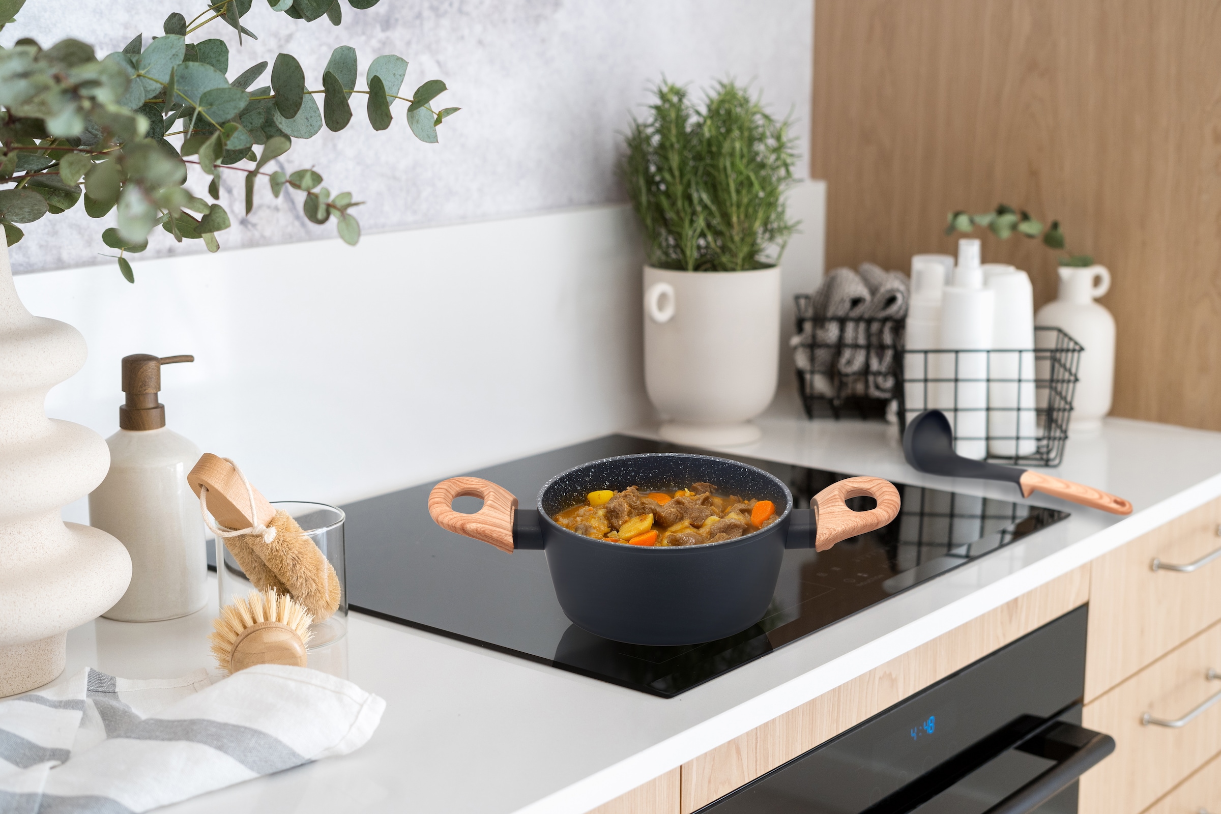 my home Topf-Set »Genlis« Set, Kochtopf 16/20/24 cm, Bratpfanne 24/28 cm + 4-tlg. Küchenhelfer-Set, 12 Stk. tlg. Aluminium