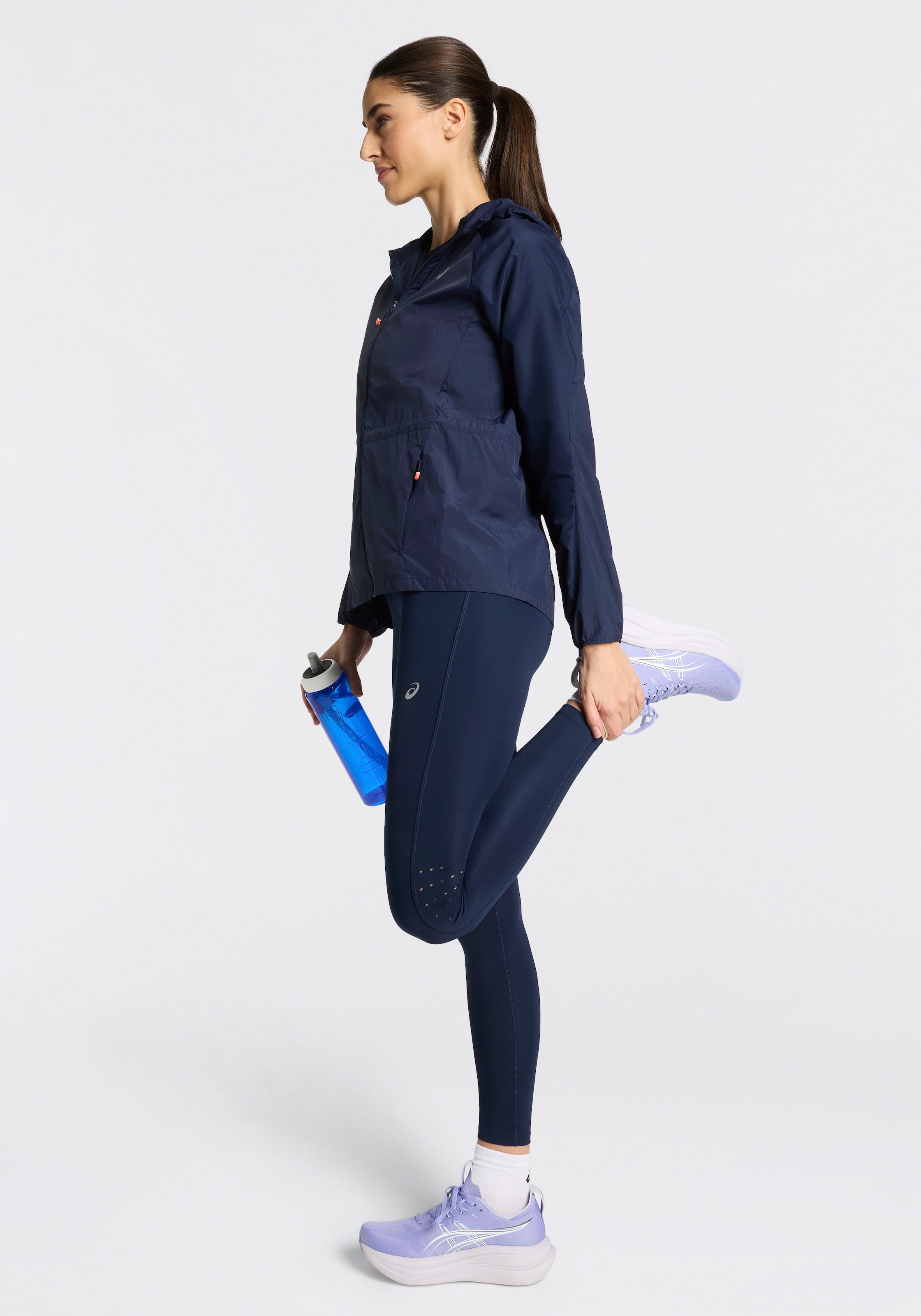 Asics Laufjacke »ROAD PACKABLE JACKET« mit Kapuze Übergangsjacke